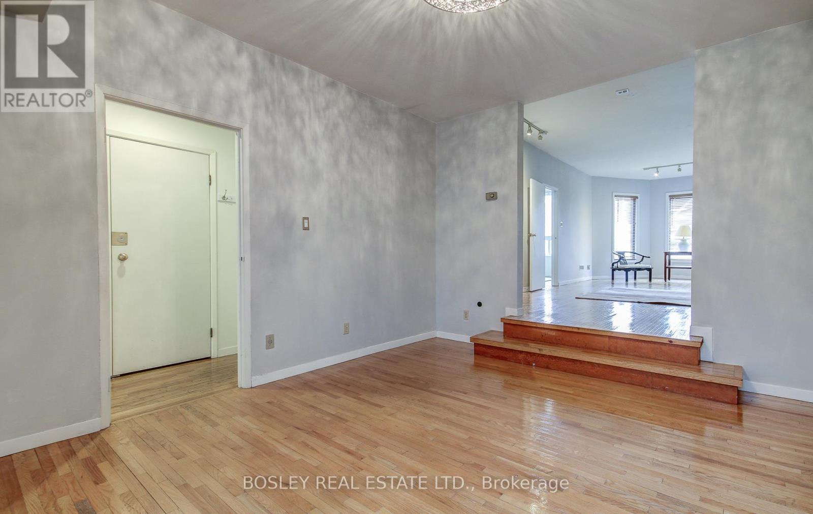 Upper - 376 Berkeley Street, Toronto, Ontario  M5A 2X7 - Photo 9 - C12576682