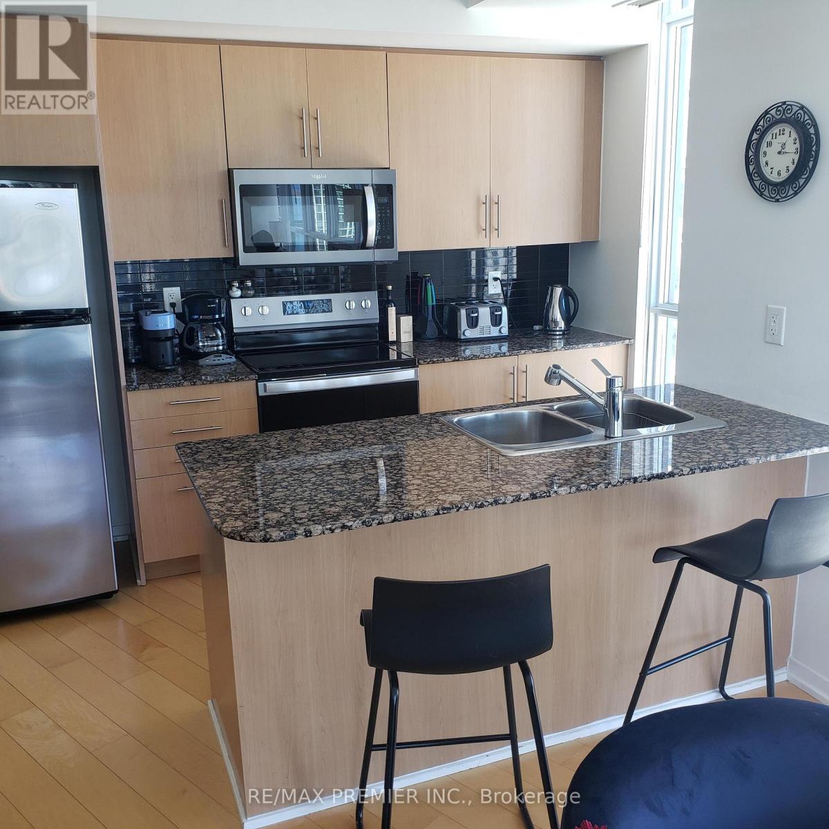 3308 - 65 Bremner Boulevard, Toronto, Ontario  M5J 0A7 - Photo 8 - C12576754