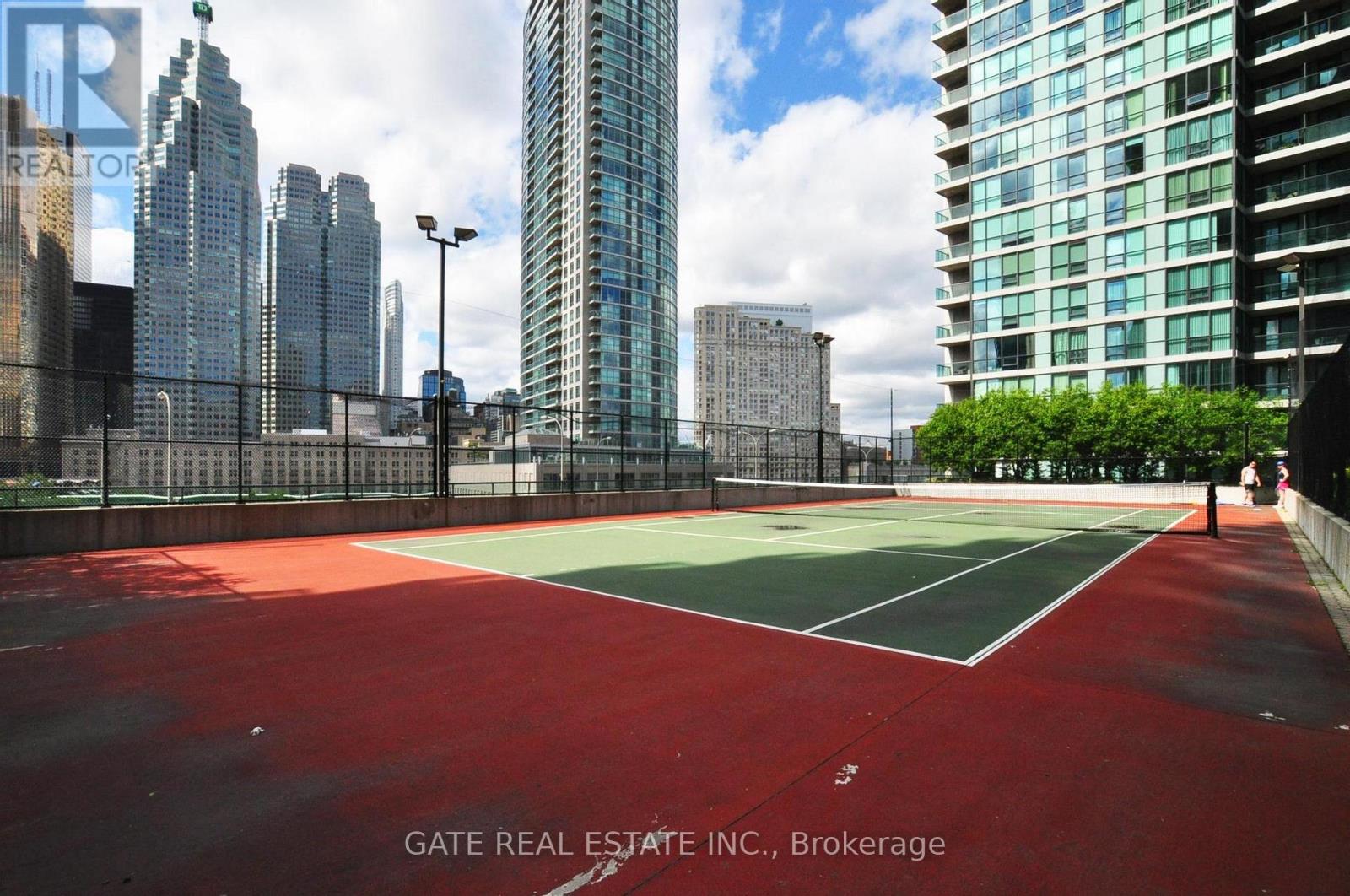 1410 - 18 Harbour Street, Toronto, Ontario  M5J 2Z6 - Photo 32 - C12576804