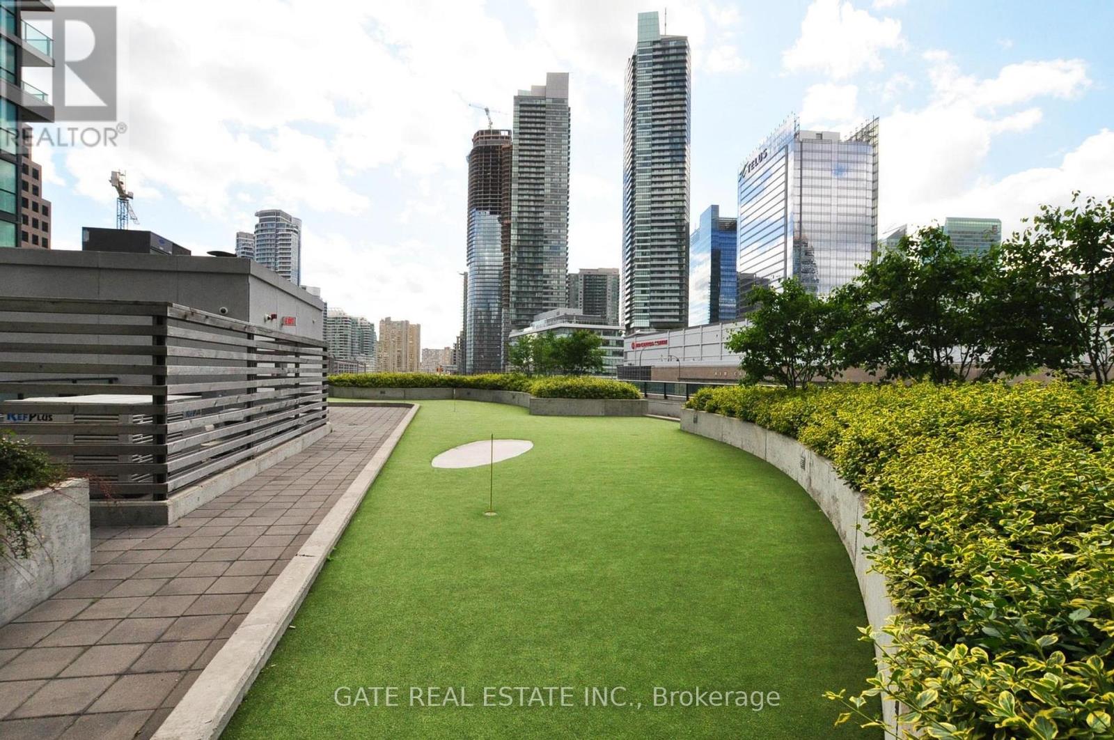 1410 - 18 Harbour Street, Toronto, Ontario  M5J 2Z6 - Photo 33 - C12576804