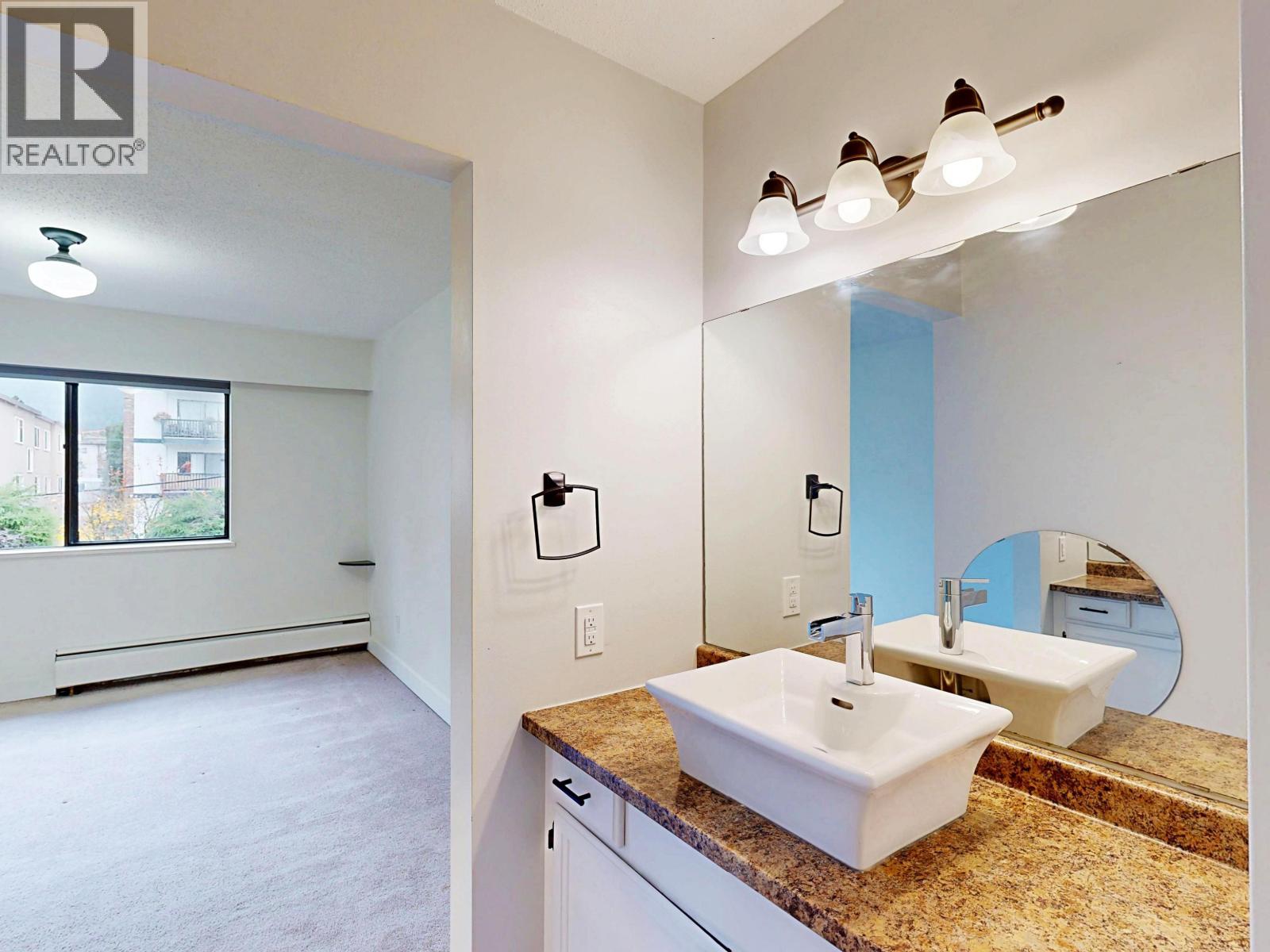 206 138 W 18th Street, North Vancouver, British Columbia  V7M 1W4 - Photo 11 - R3070083