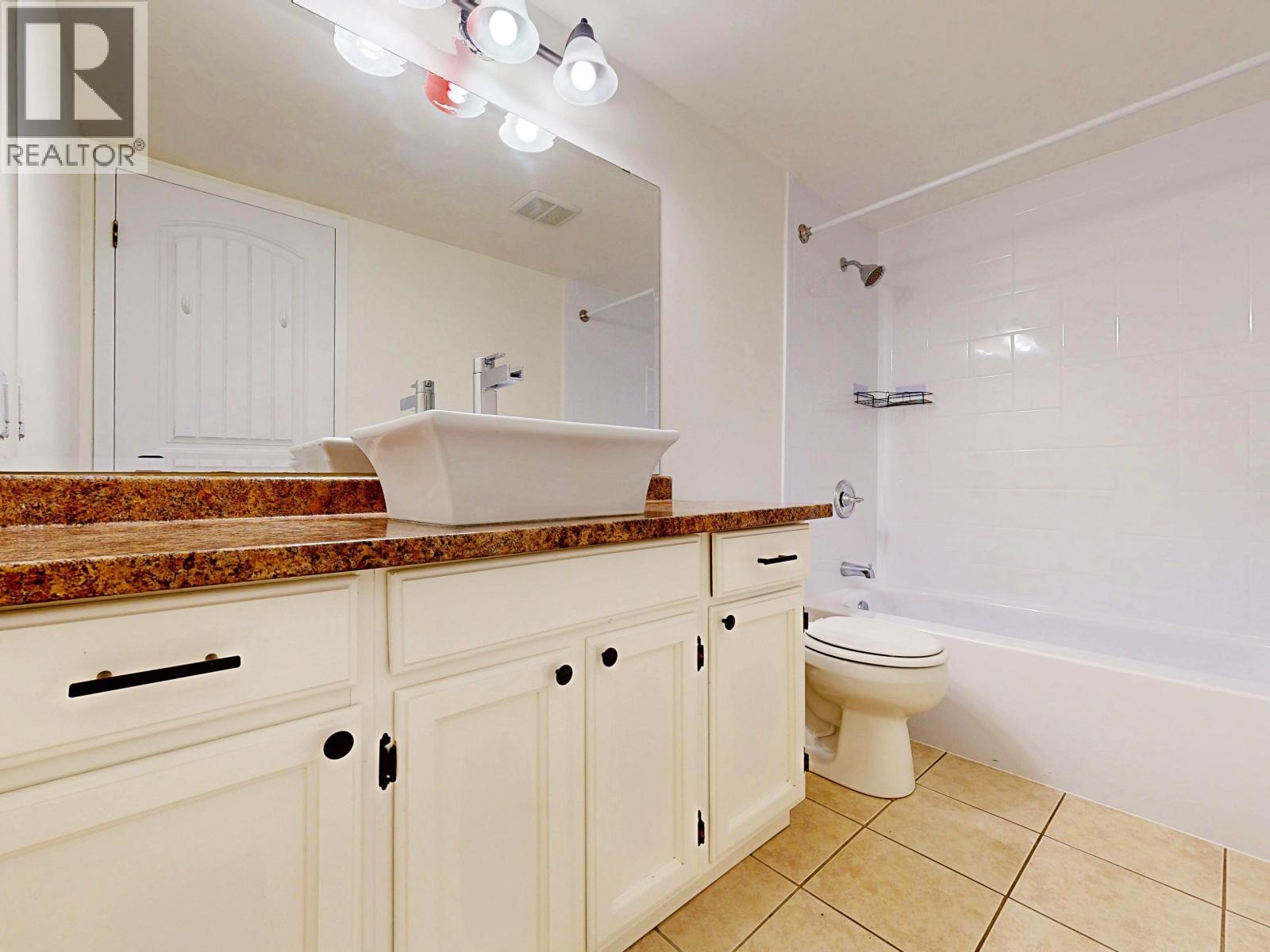 206 138 W 18th Street, North Vancouver, British Columbia  V7M 1W4 - Photo 10 - R3070083