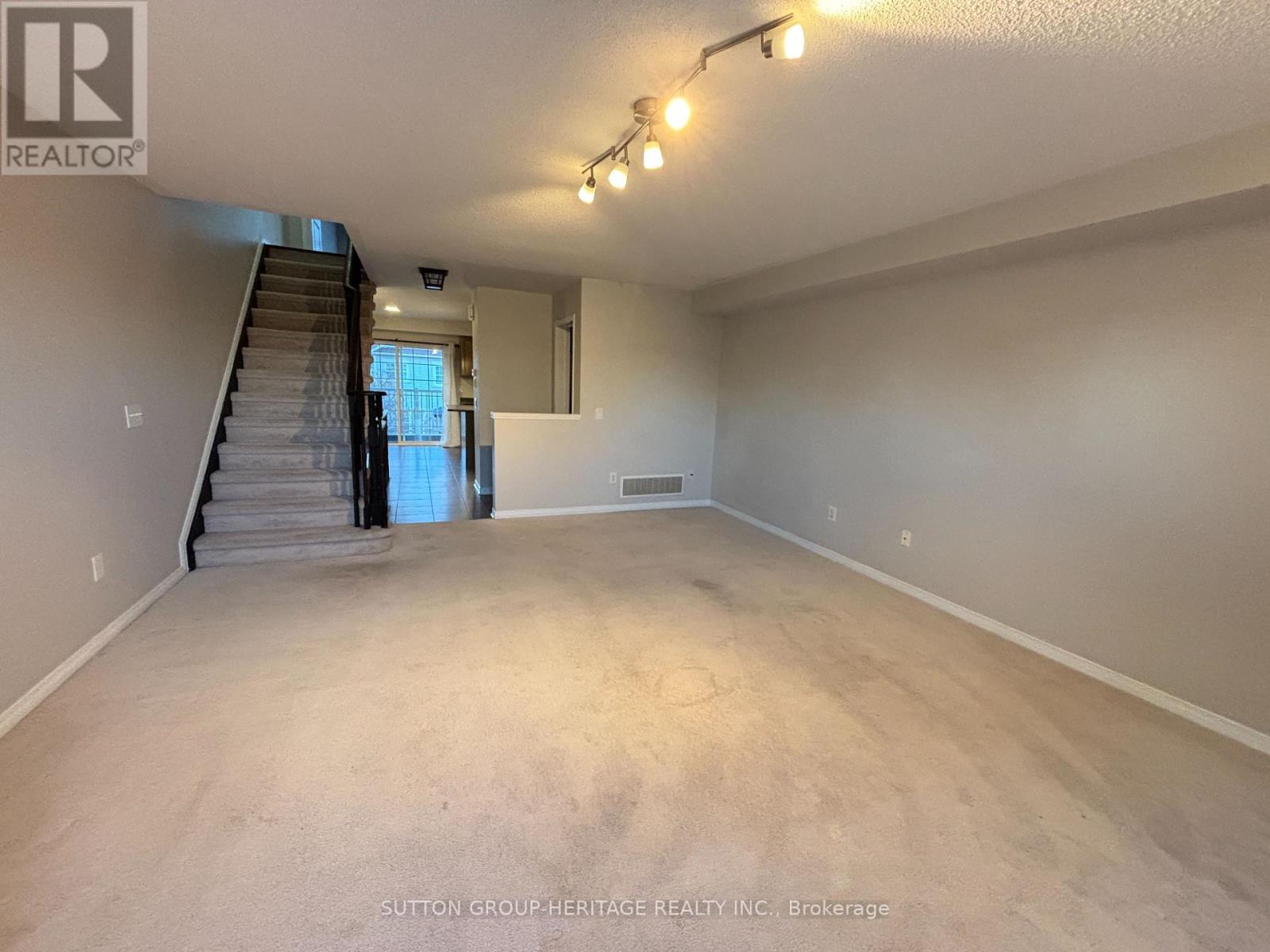 102 Harbourside Drive, Whitby, Ontario  L1N 0H7 - Photo 14 - E12576696