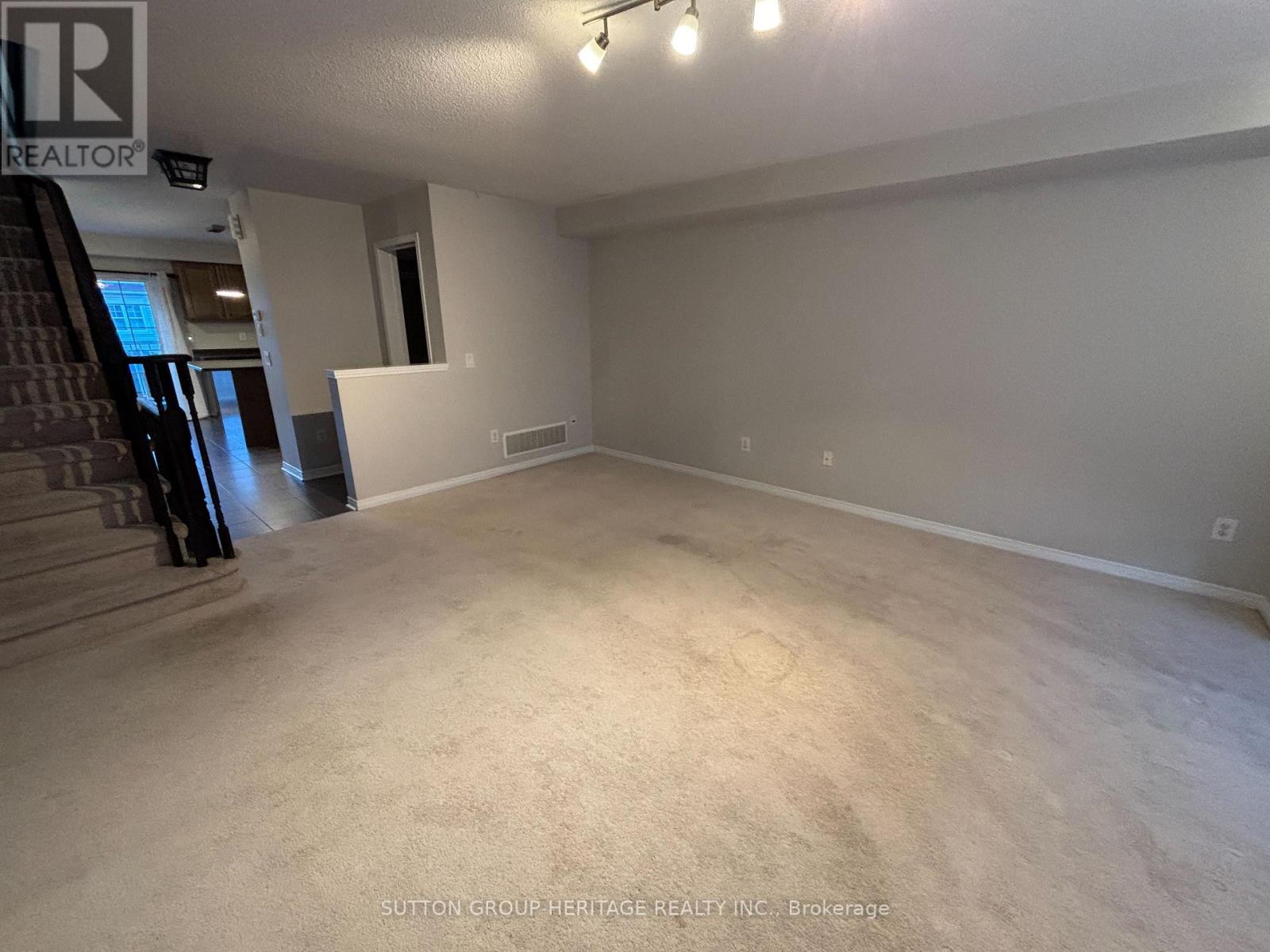 102 Harbourside Drive, Whitby, Ontario  L1N 0H7 - Photo 15 - E12576696