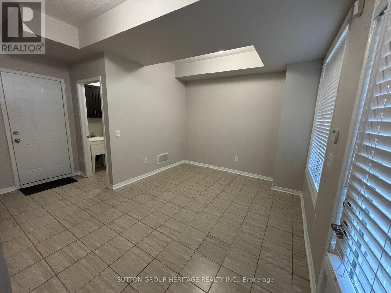 102 Harbourside Drive, Whitby, Ontario  L1N 0H7 - Photo 8 - E12576696