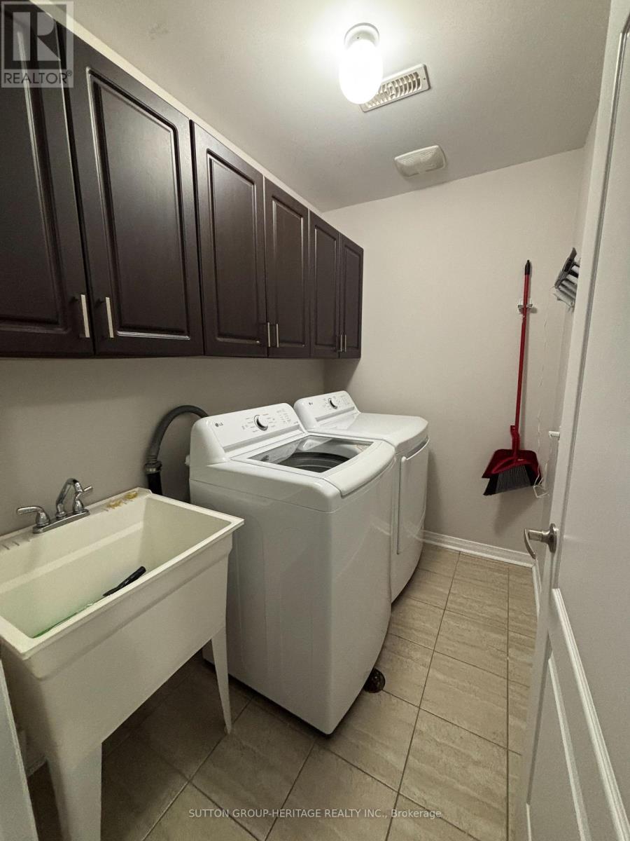 102 Harbourside Drive, Whitby, Ontario  L1N 0H7 - Photo 9 - E12576696