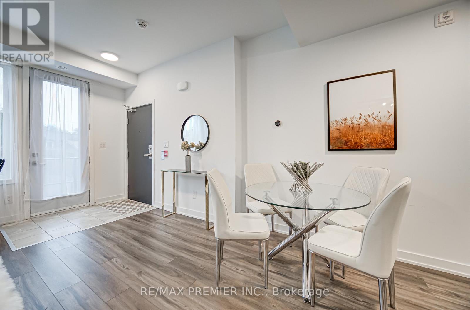 8 - 1479 O'connor Drive, Toronto, Ontario  M4B 0A7 - Photo 11 - E12576756