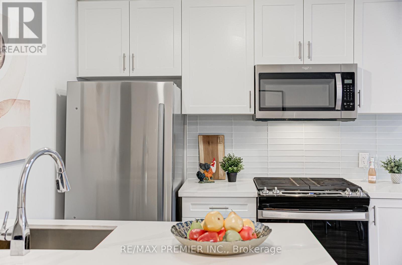 8 - 1479 O'connor Drive, Toronto, Ontario  M4B 0A7 - Photo 27 - E12576756