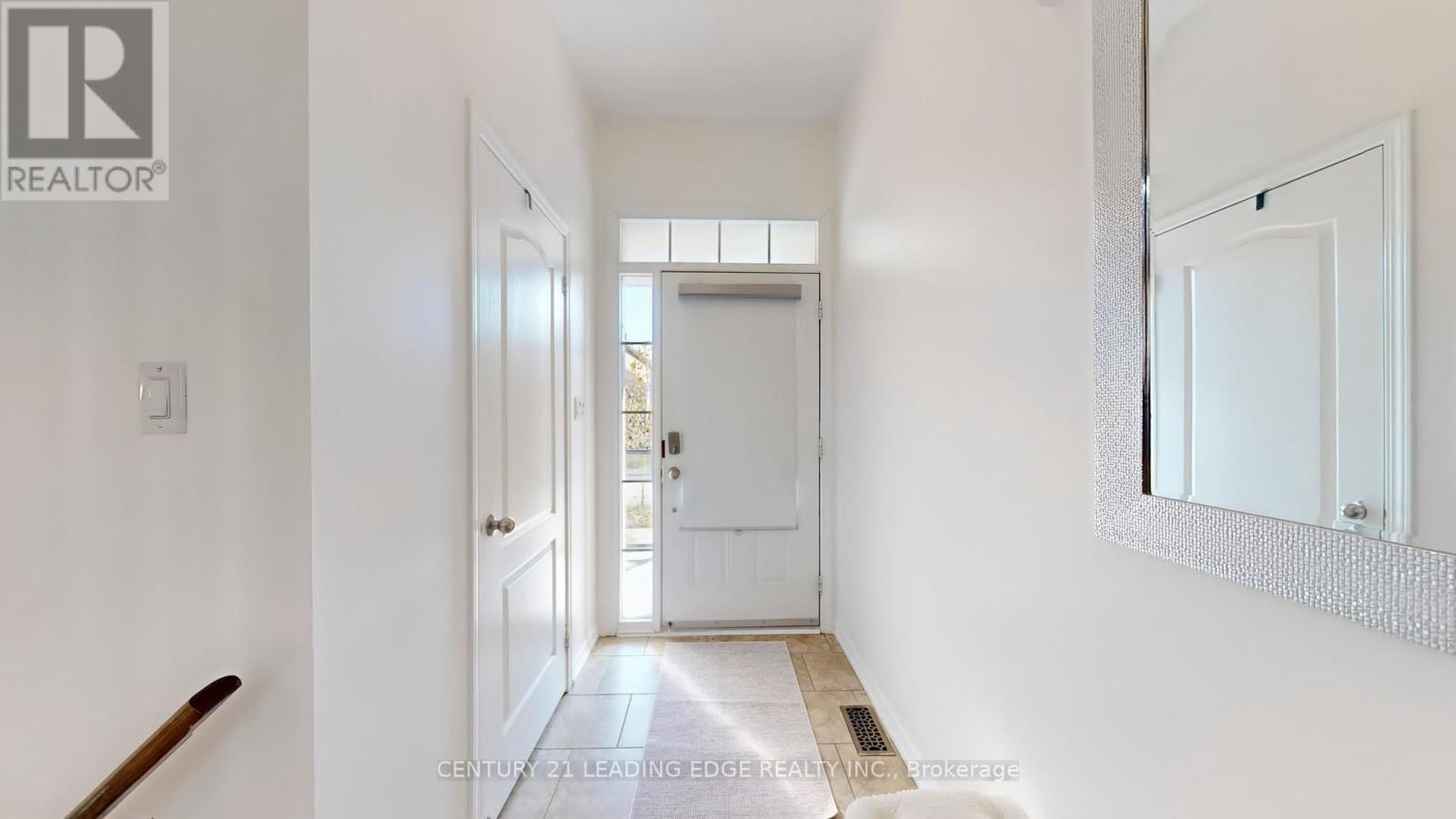 1574 Edgecroft Drive, Pickering, Ontario  L1V 2P8 - Photo 3 - E12576760