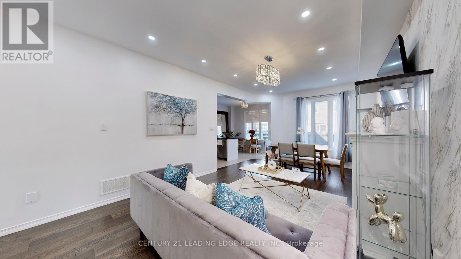 1574 Edgecroft Drive, Pickering, Ontario  L1V 2P8 - Photo 7 - E12576760