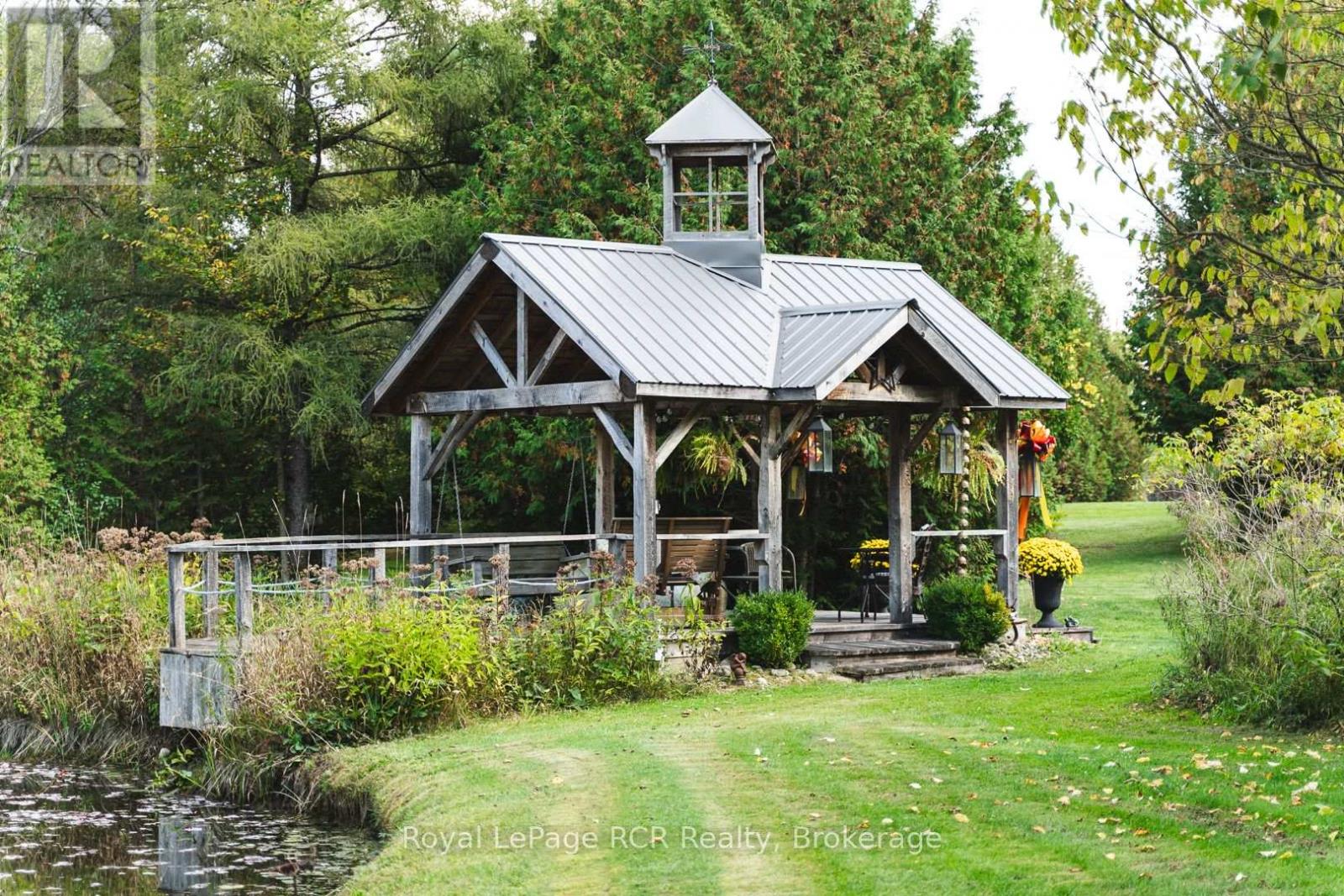 74074 10 Side Road, West Grey, Ontario  N0G 1S0 - Photo 37 - X12450900