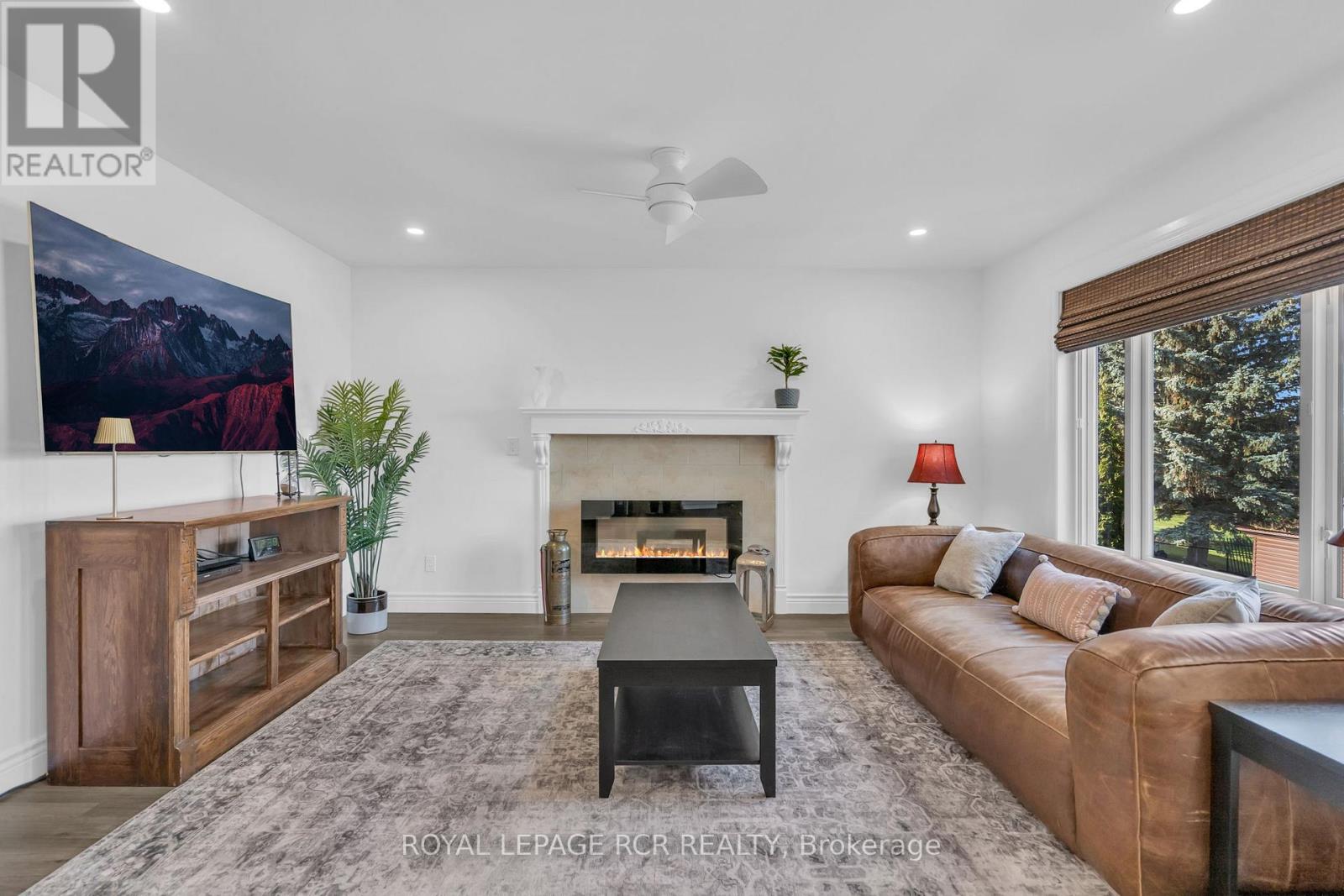 11 Golfview Boulevard, Bradford West Gwillimbury (Bradford), Ontario  L3Z 3Z1 - Photo 15 - N12576664