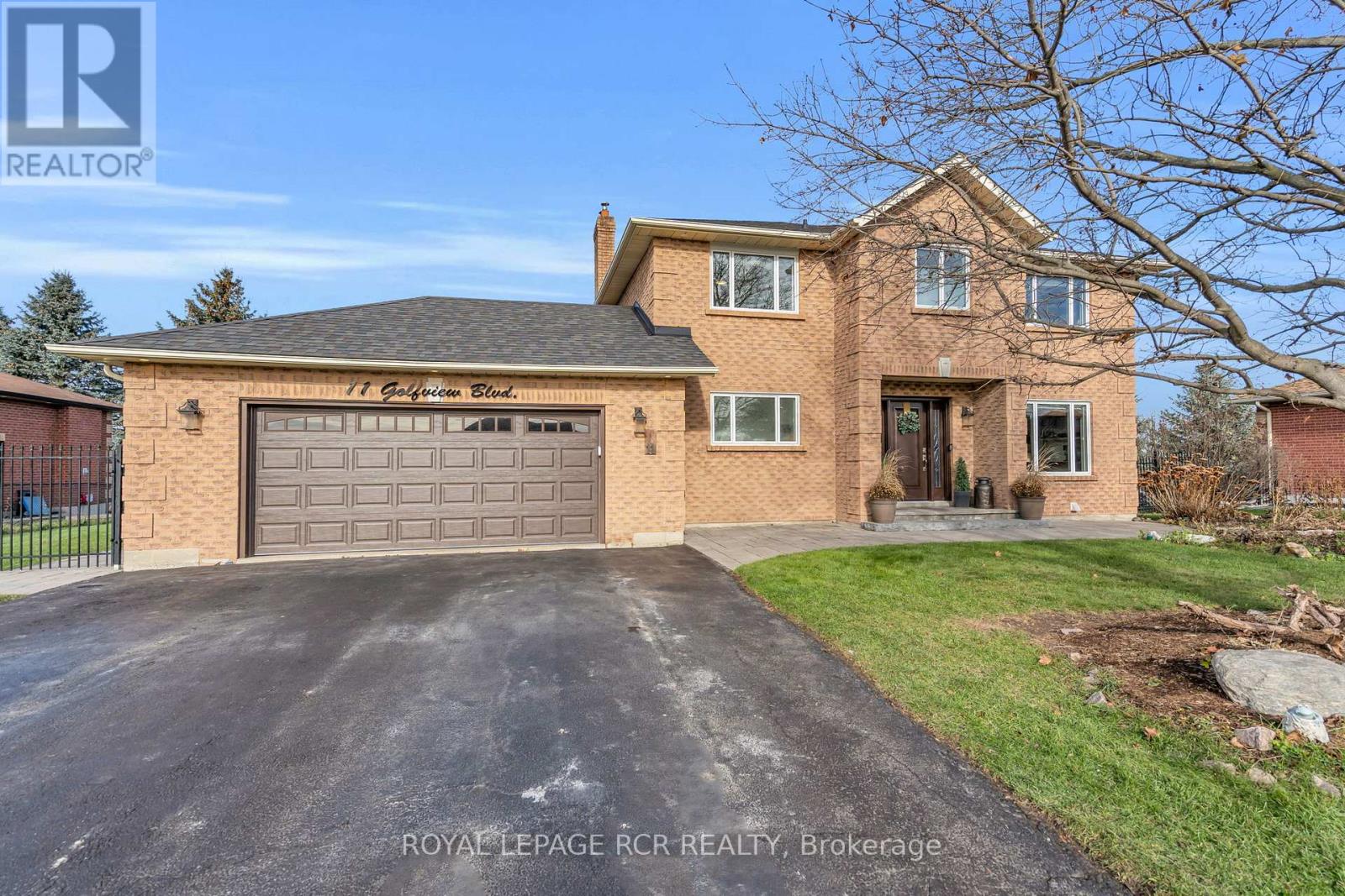11 Golfview Boulevard, Bradford West Gwillimbury (Bradford), Ontario  L3Z 3Z1 - Photo 3 - N12576664