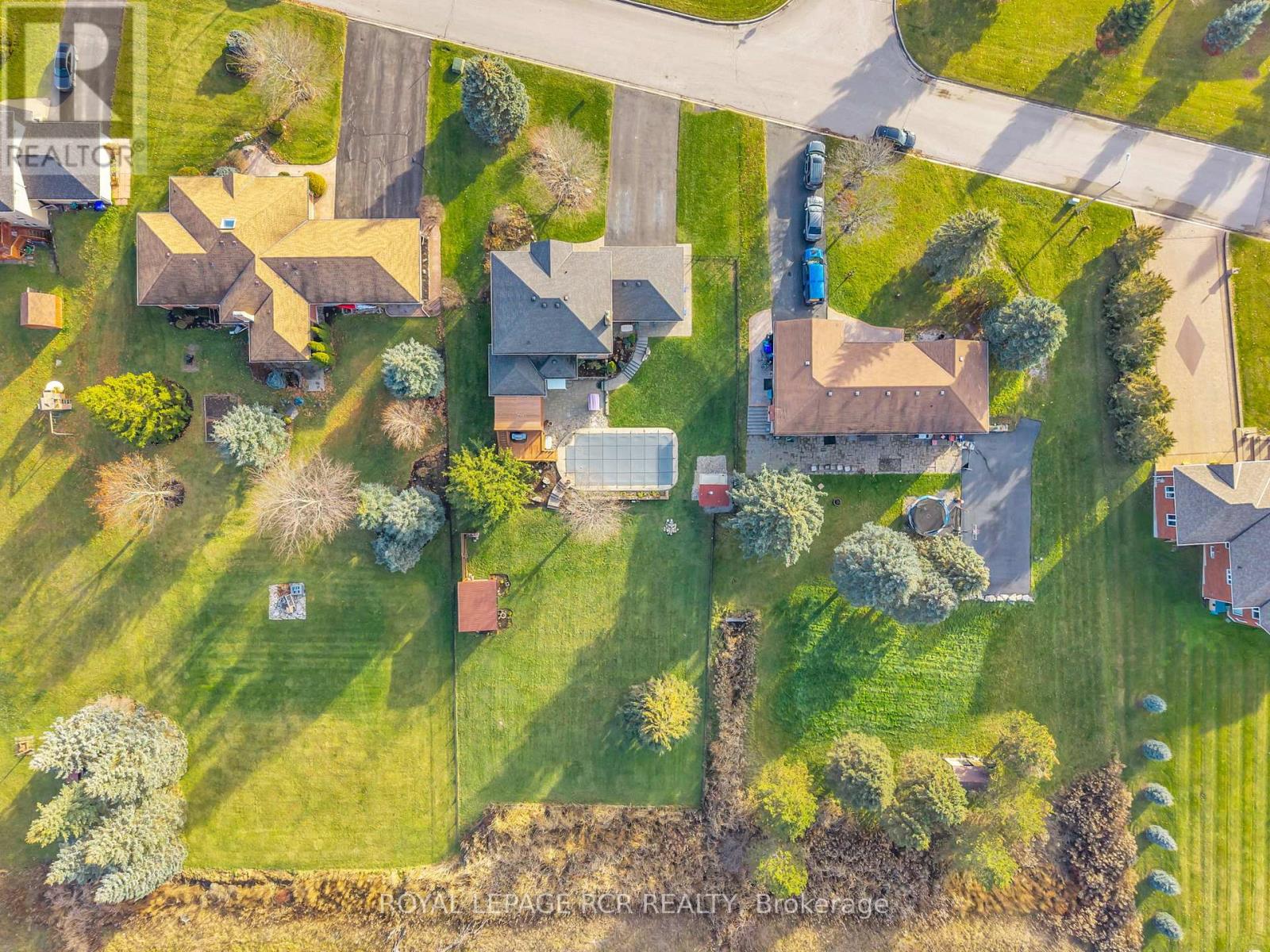 11 Golfview Boulevard, Bradford West Gwillimbury (Bradford), Ontario  L3Z 3Z1 - Photo 37 - N12576664