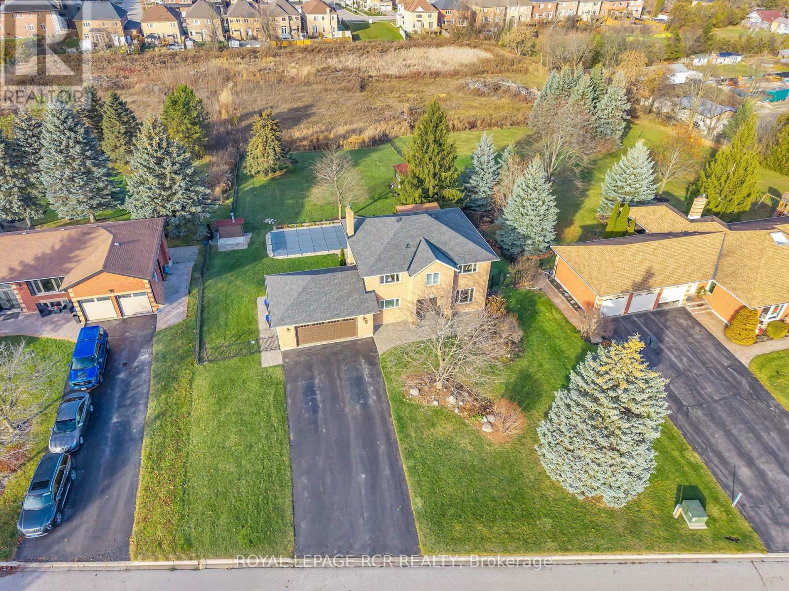 11 Golfview Boulevard, Bradford West Gwillimbury (Bradford), Ontario  L3Z 3Z1 - Photo 5 - N12576664