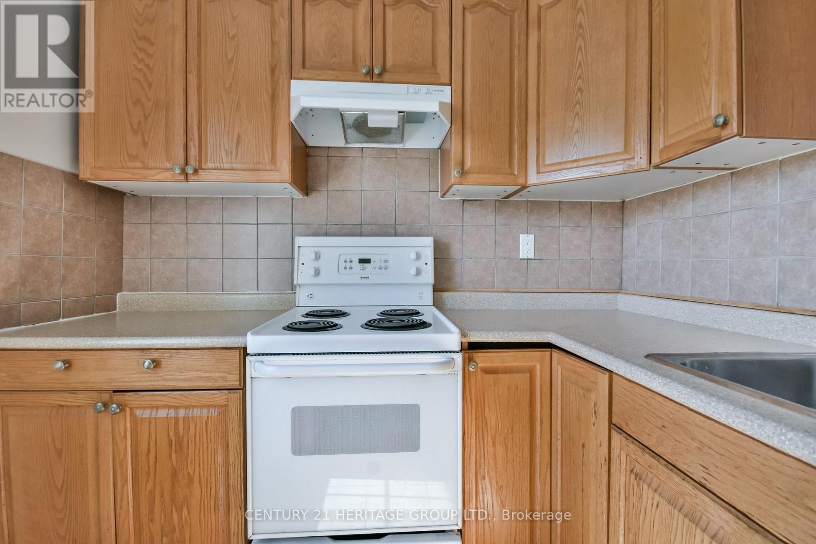 1 - 280 Bells Lane, Innisfil, Ontario  L0L 1R0 - Photo 7 - N12576668