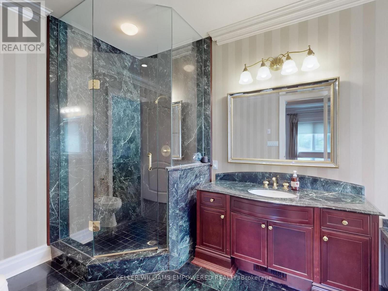 90 Humberview Drive, Vaughan, Ontario  L4H 1B5 - Photo 35 - N12576670