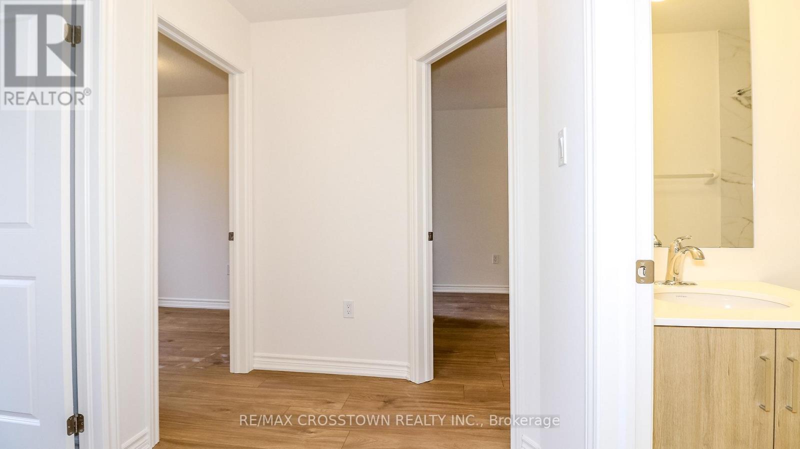 Unit 20 - 2025 Matteer Court, Innisfil, Ontario  L9S 4T9 - Photo 19 - N12576752