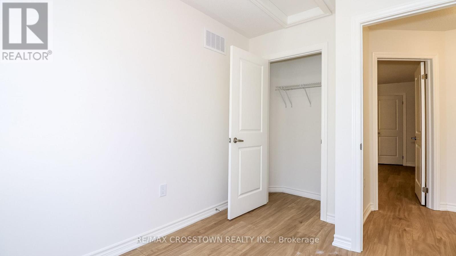 Unit 20 - 2025 Matteer Court, Innisfil, Ontario  L9S 4T9 - Photo 24 - N12576752