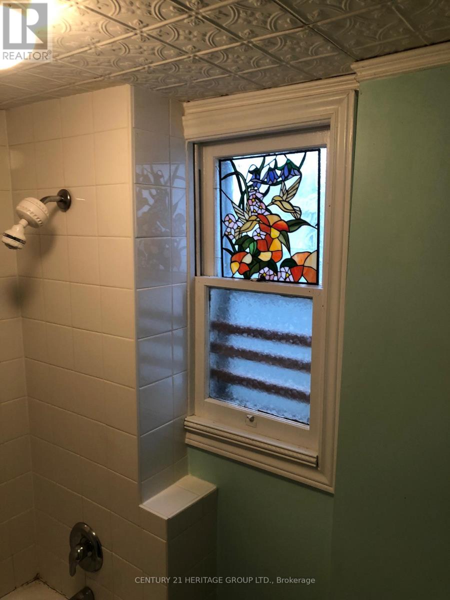 117 Lucas Street, Richmond Hill, Ontario  L4C 4P4 - Photo 25 - N12576788