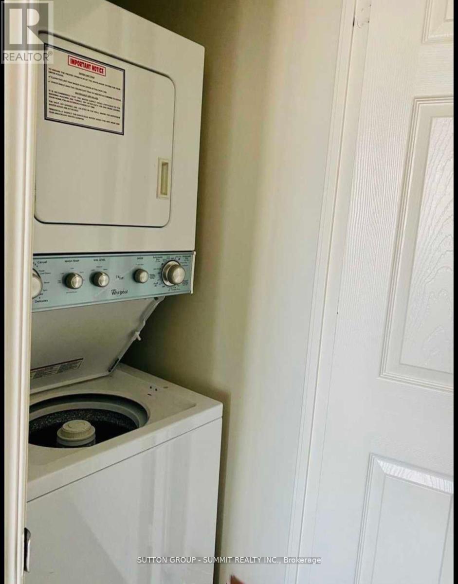 501 - 339 Rathburn Road W, Mississauga, Ontario  L5B 0K6 - Photo 9 - W12576638