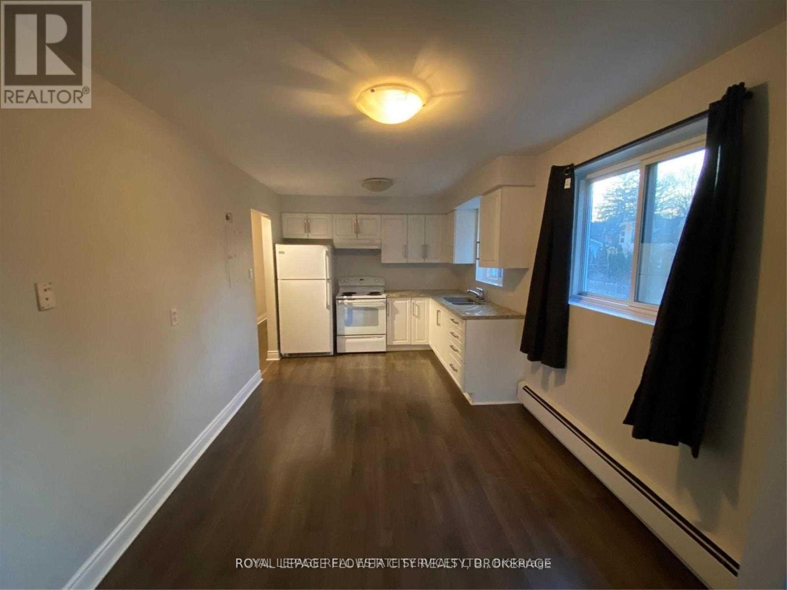 4 - 10 Main Street S, Halton Hills, Ontario  L7G 3G5 - Photo 5 - W12576660