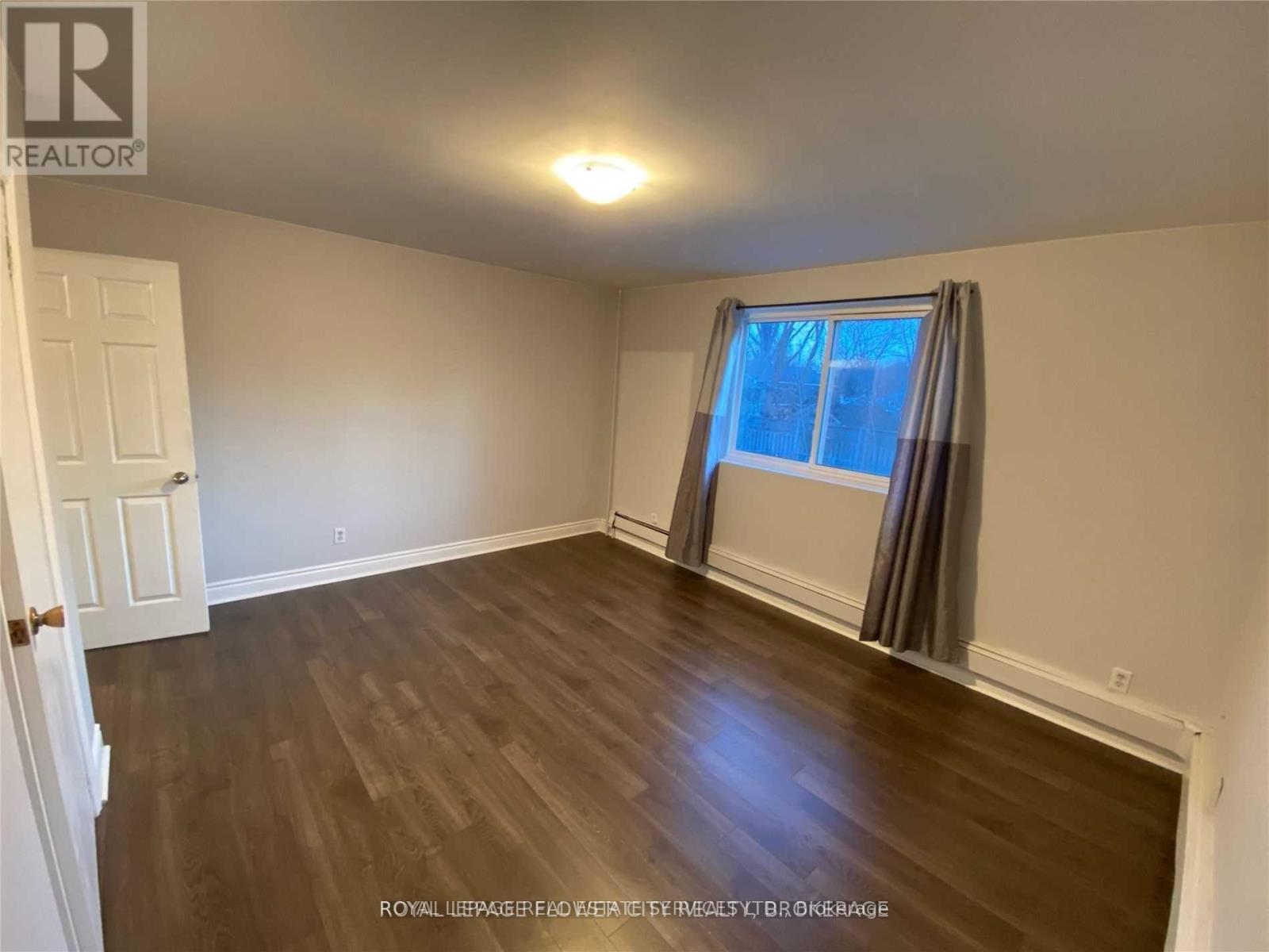 4 - 10 Main Street S, Halton Hills, Ontario  L7G 3G5 - Photo 7 - W12576660