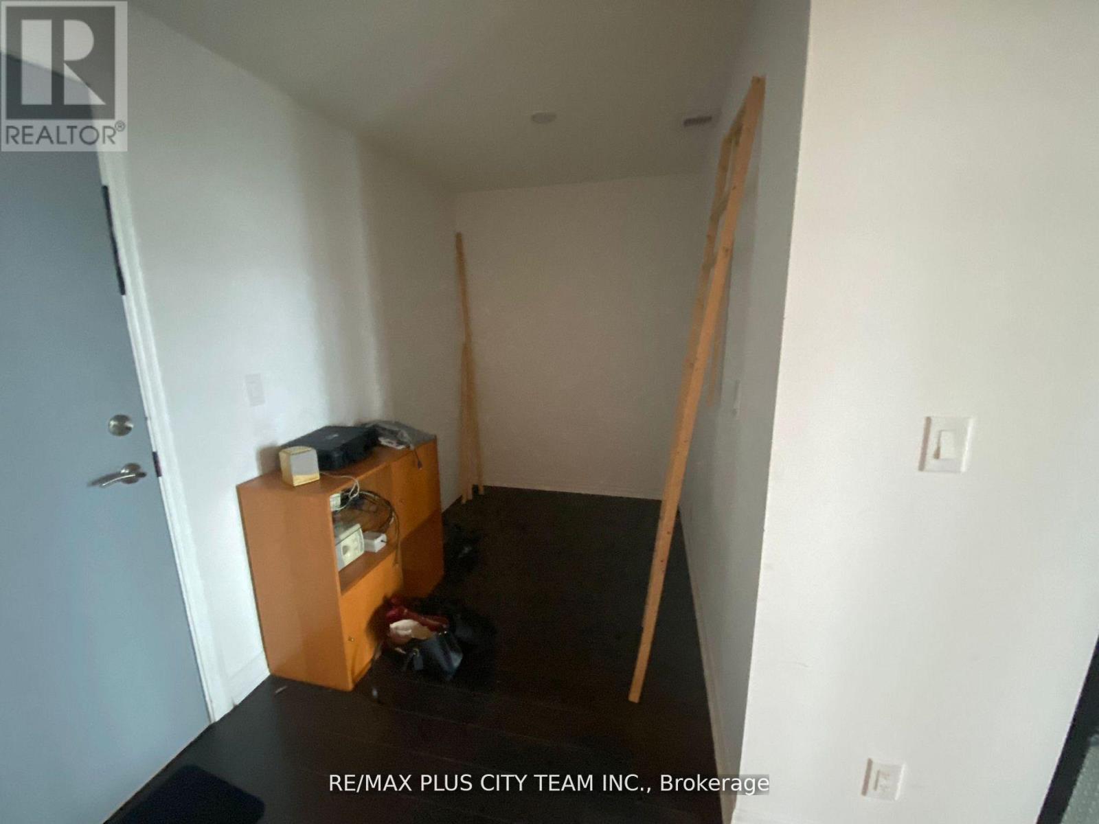 1115 - 80 Esther Lorrie Drive N, Toronto, Ontario  M9W 4V1 - Photo 6 - W12576704