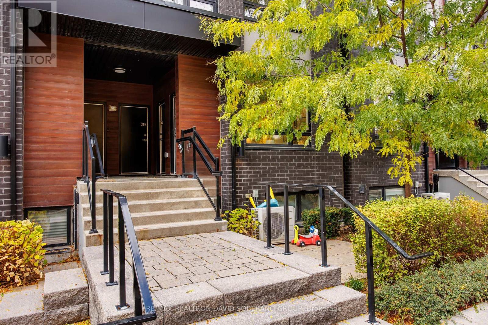 202 - 1120 Briar Hill Avenue, Toronto, Ontario  M6B 0A9 - Photo 21 - W12576710