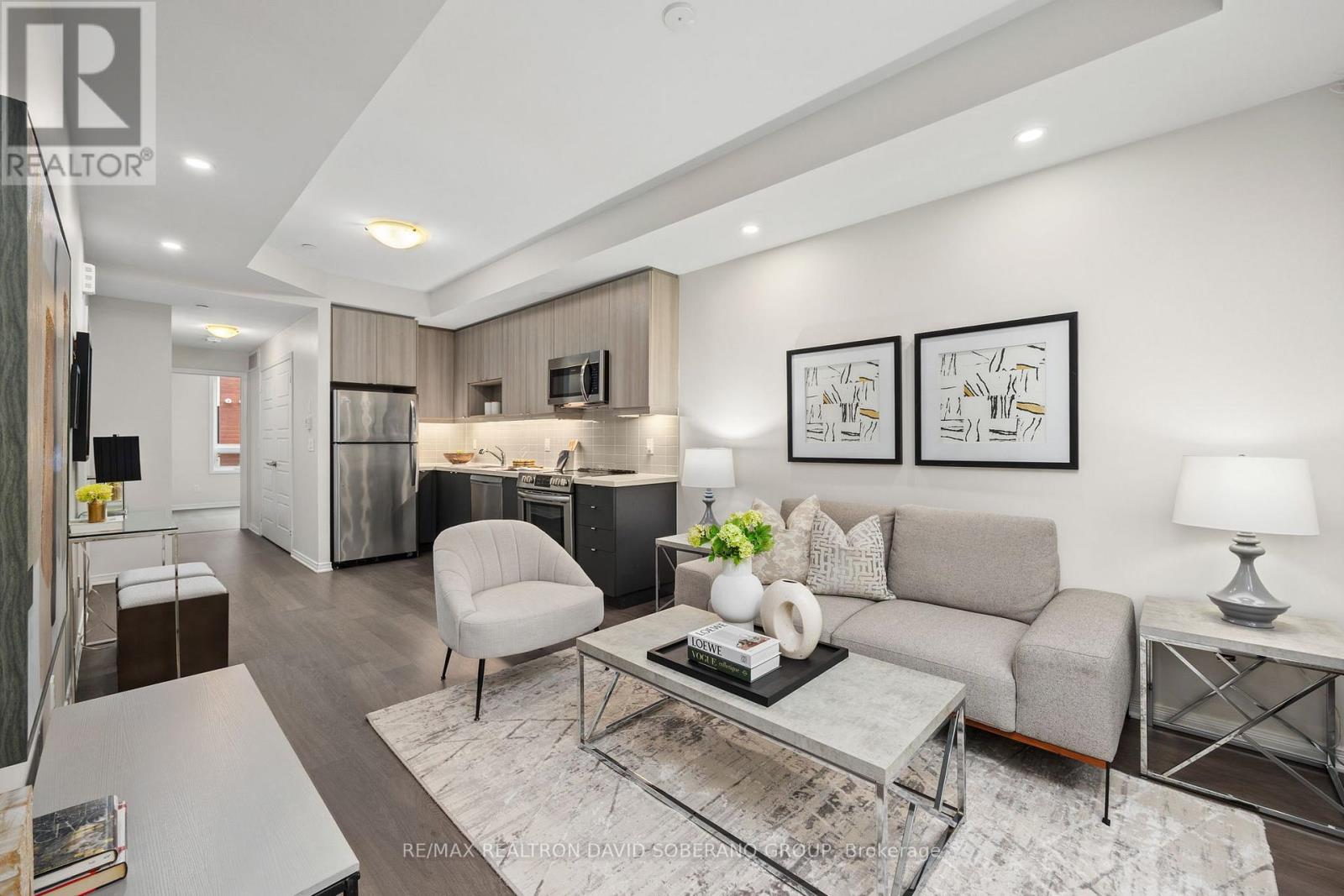 202 - 1120 Briar Hill Avenue, Toronto, Ontario  M6B 0A9 - Photo 4 - W12576710