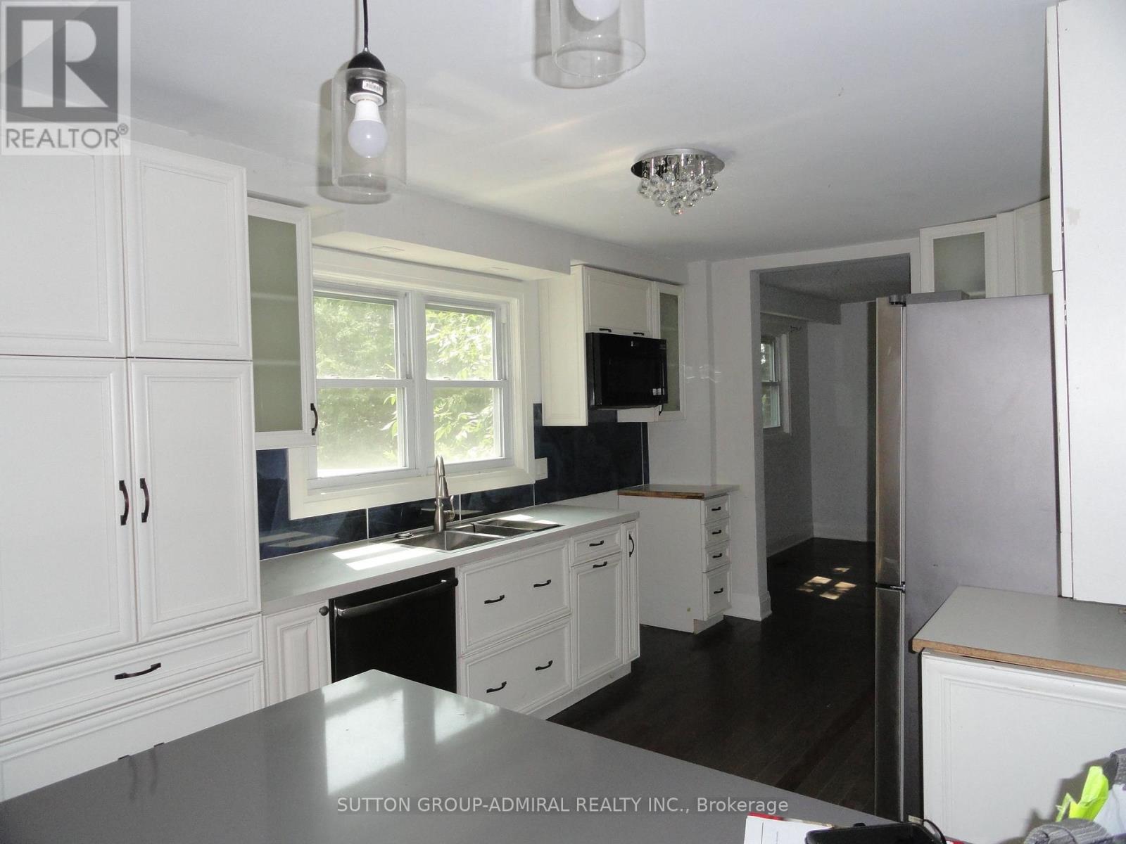 2776 Tallberg Court, Mississauga, Ontario L5J 1T1 - Photo 7 - W12576722