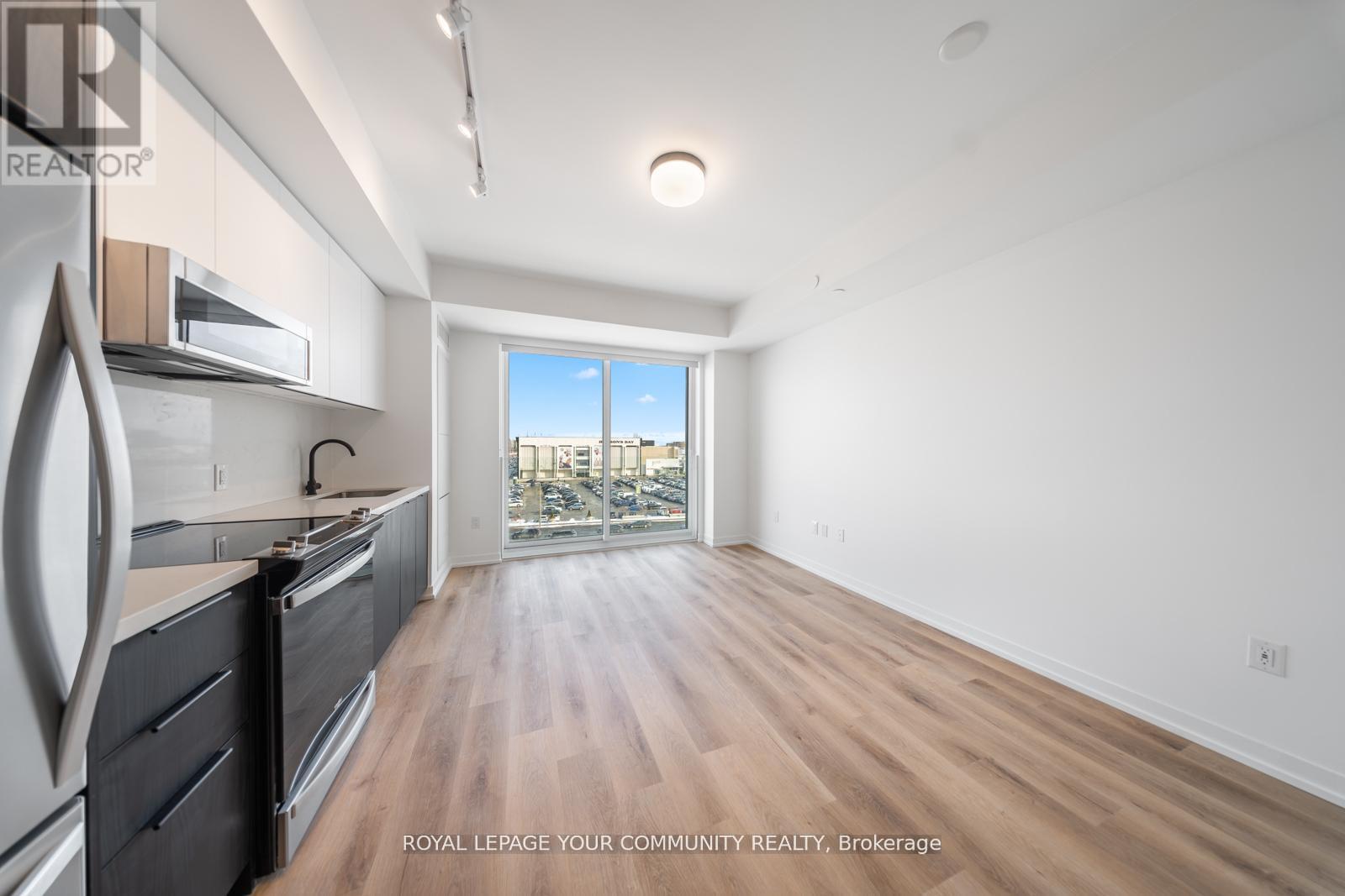 603 - 5 York Garden Way, Toronto, Ontario  M6A 2V1 - Photo 15 - W12576772