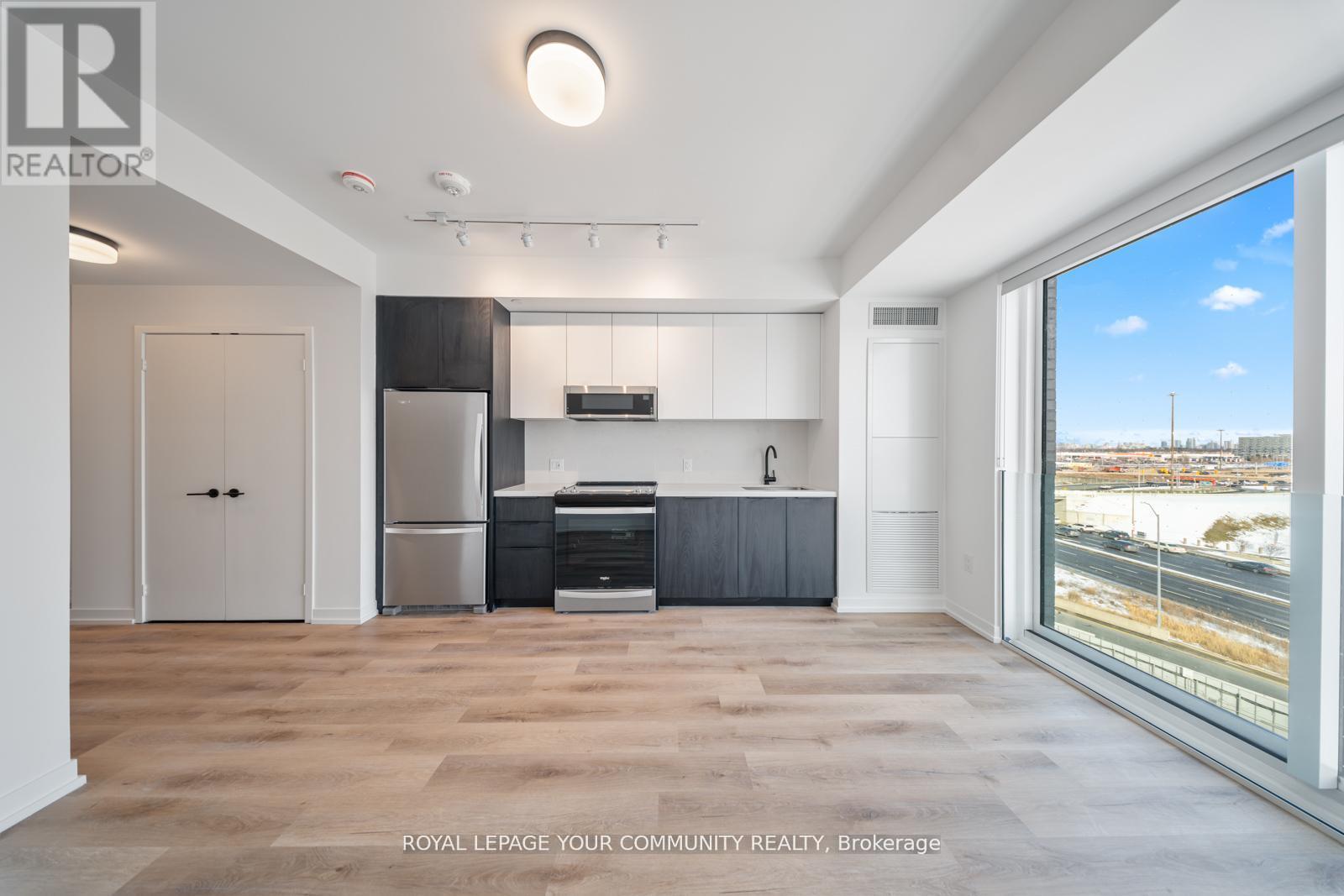 603 - 5 York Garden Way, Toronto, Ontario  M6A 2V1 - Photo 18 - W12576772