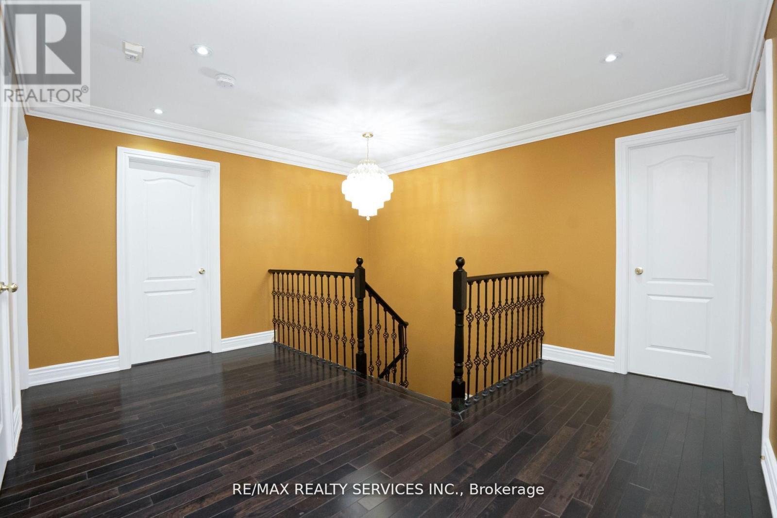 14 Foxmere Road, Brampton, Ontario  L7A 1S6 - Photo 20 - W12576780