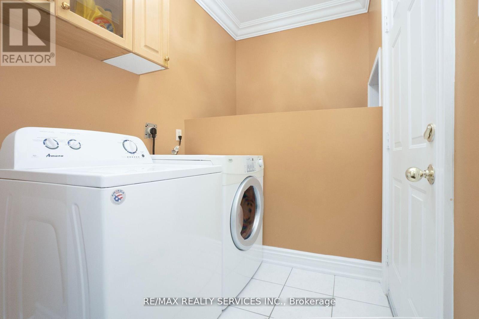 14 Foxmere Road, Brampton, Ontario  L7A 1S6 - Photo 37 - W12576780