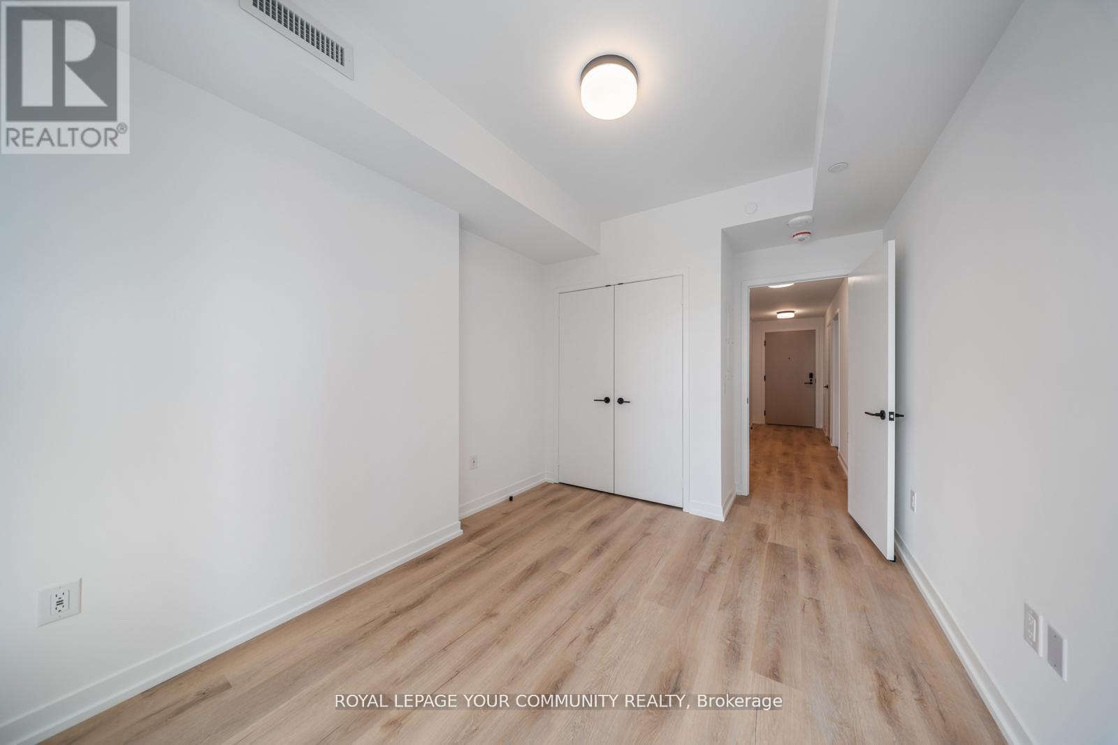 711 - 5 York Garden Way, Toronto, Ontario  M6A 2V1 - Photo 18 - W12576782