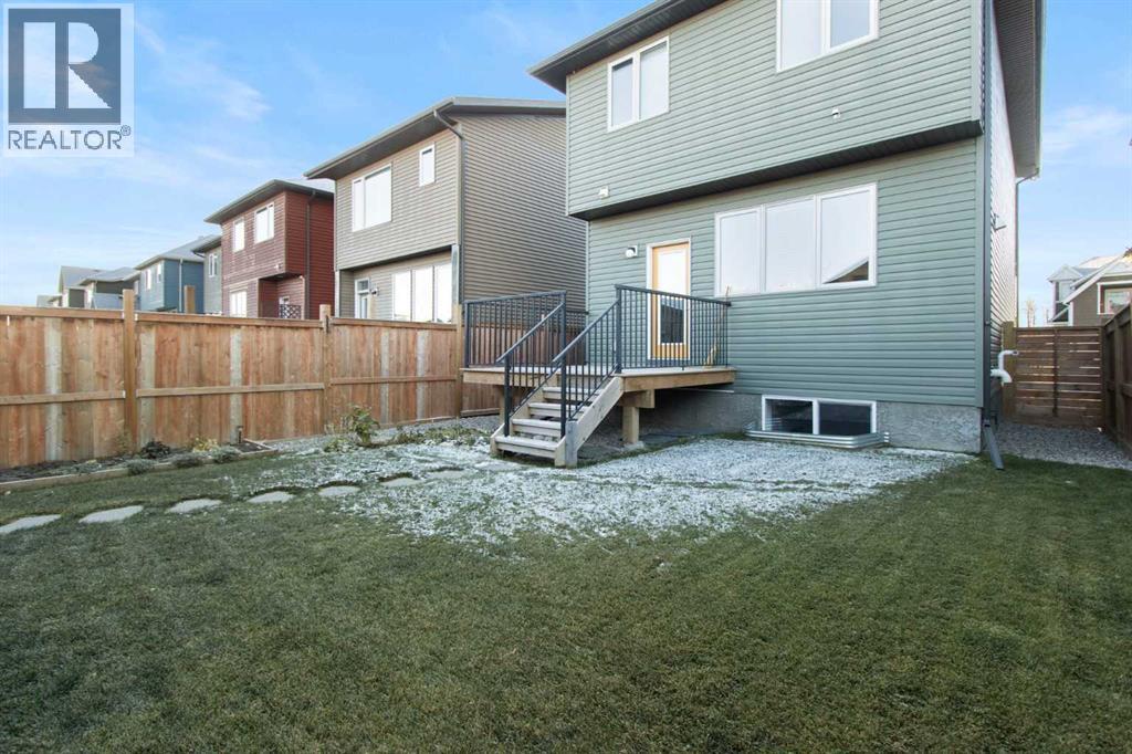 112 Fireside Crescent, Cochrane, Alberta  T4C 2A3 - Photo 44 - A2266771