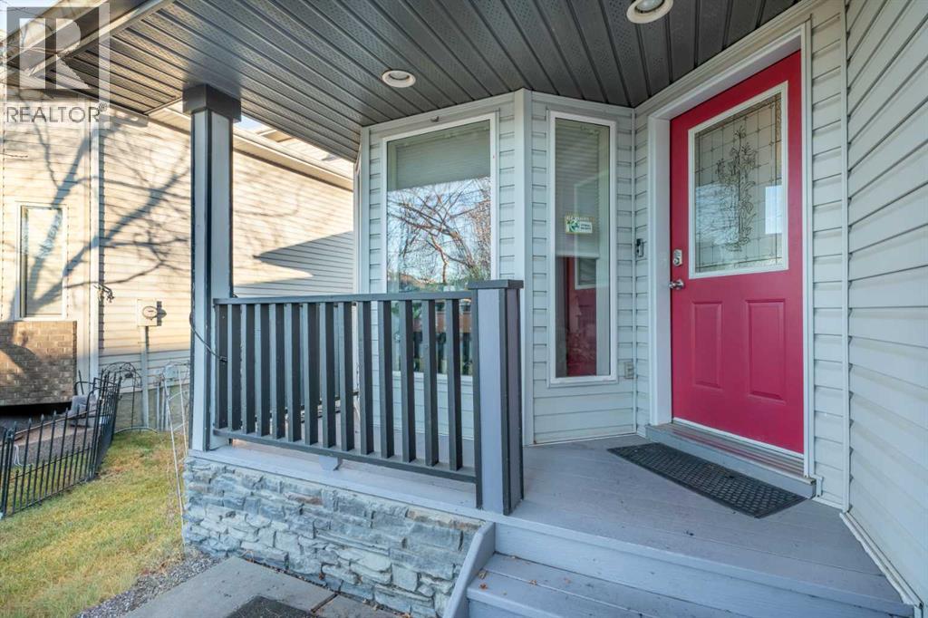 51 Westfall Crescent, Okotoks, Alberta  T1S 1V5 - Photo 2 - A2271196