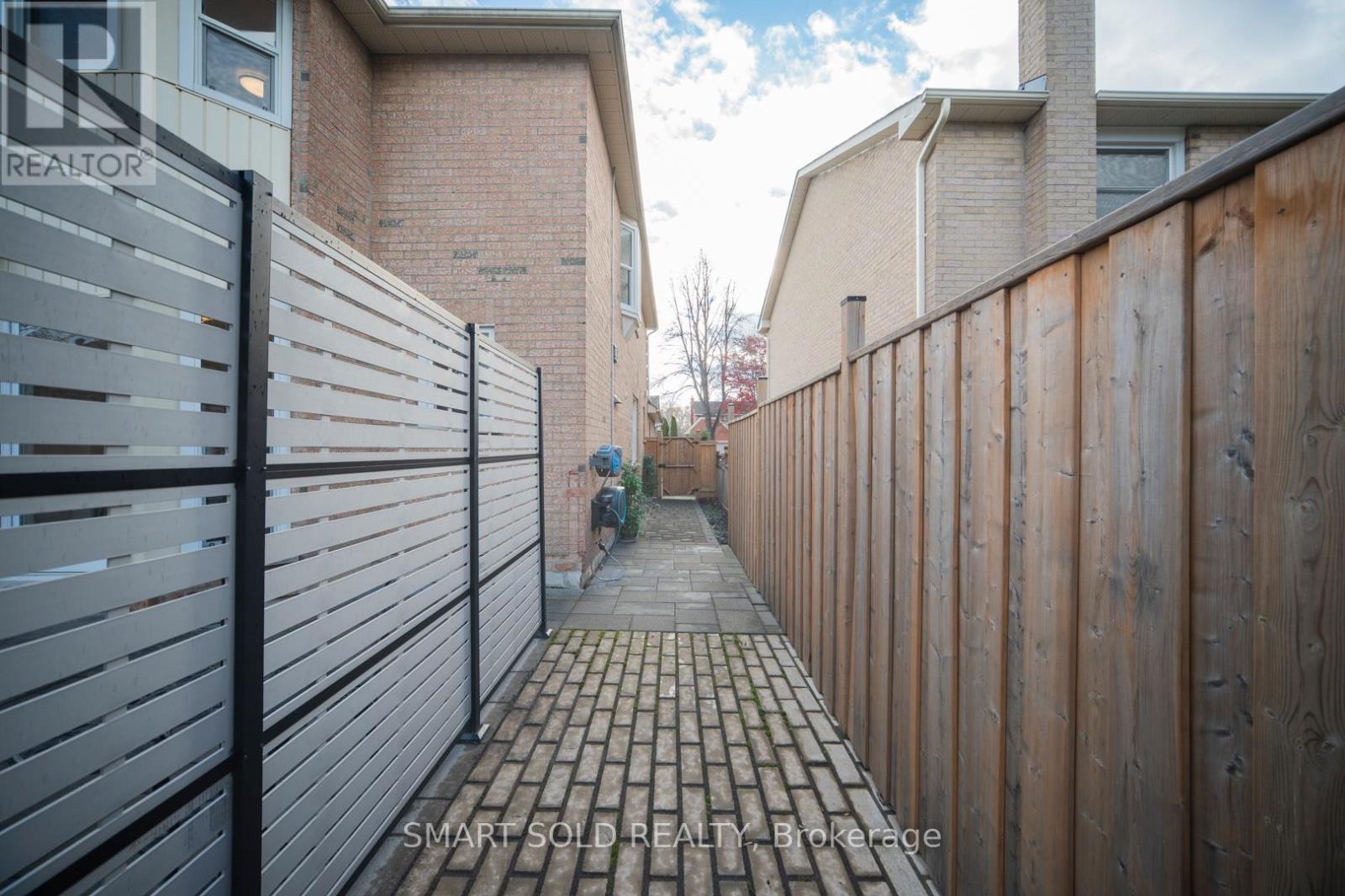 36 Stanford Road, Markham, Ontario L3R 6M1 - Photo 3 - N12575596