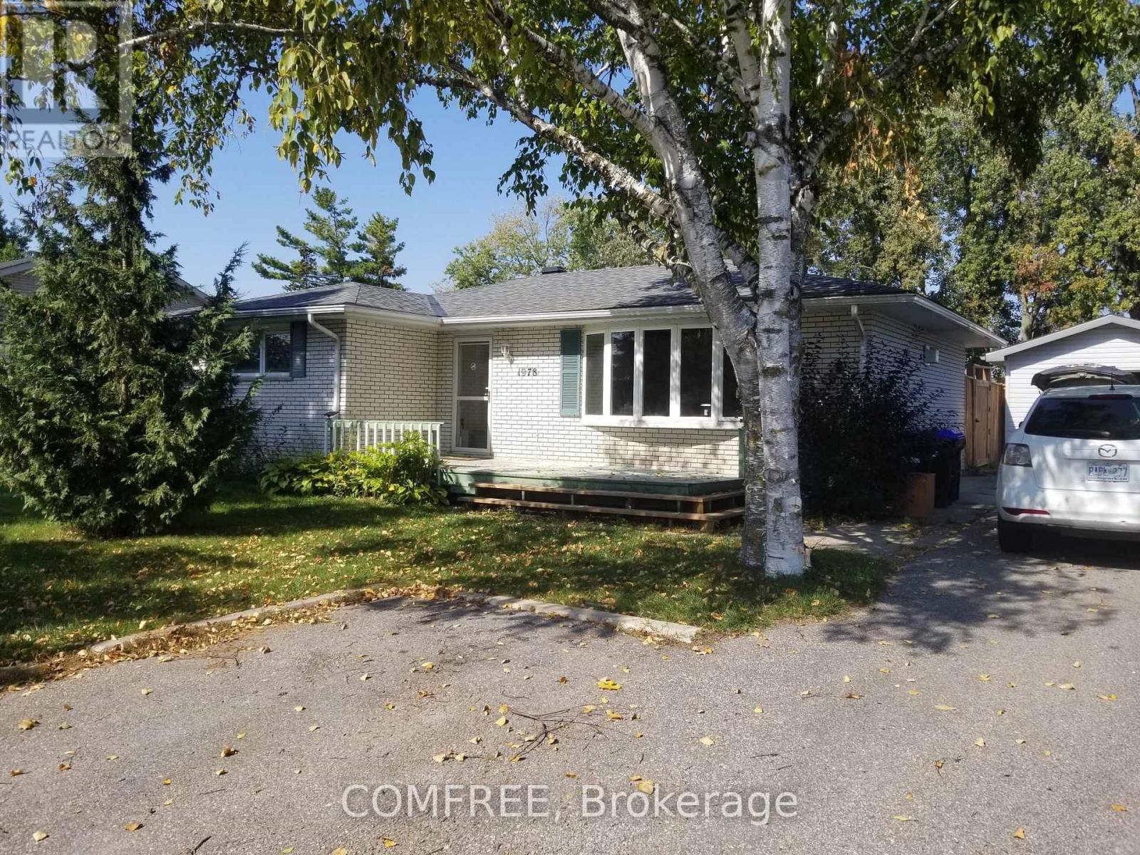 1978 Victoria Street, Innisfil (Stroud), Ontario  L9S 1K2 - Photo 21 - N12576838