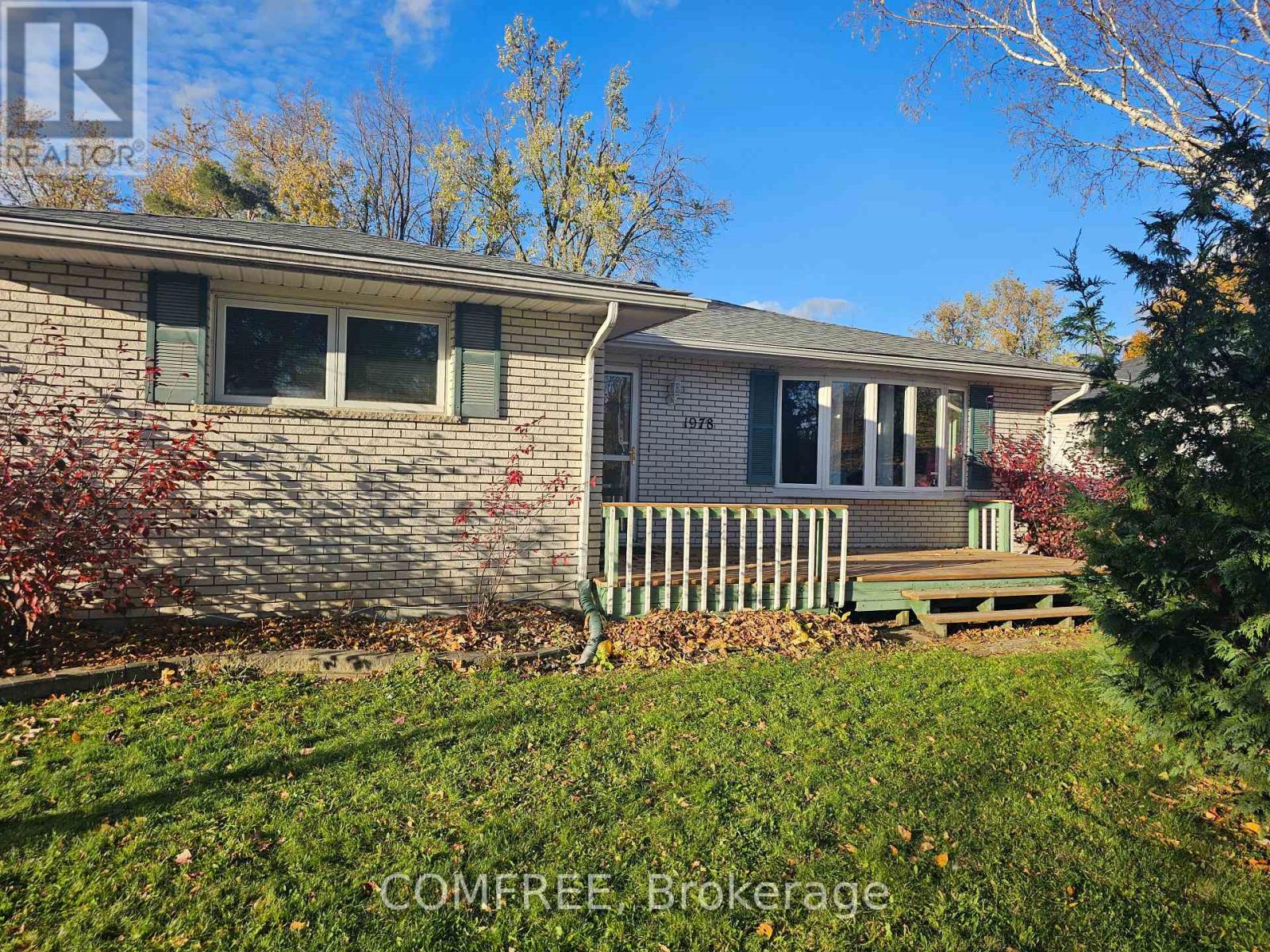 1978 Victoria Street, Innisfil (Stroud), Ontario  L9S 1K2 - Photo 5 - N12576838