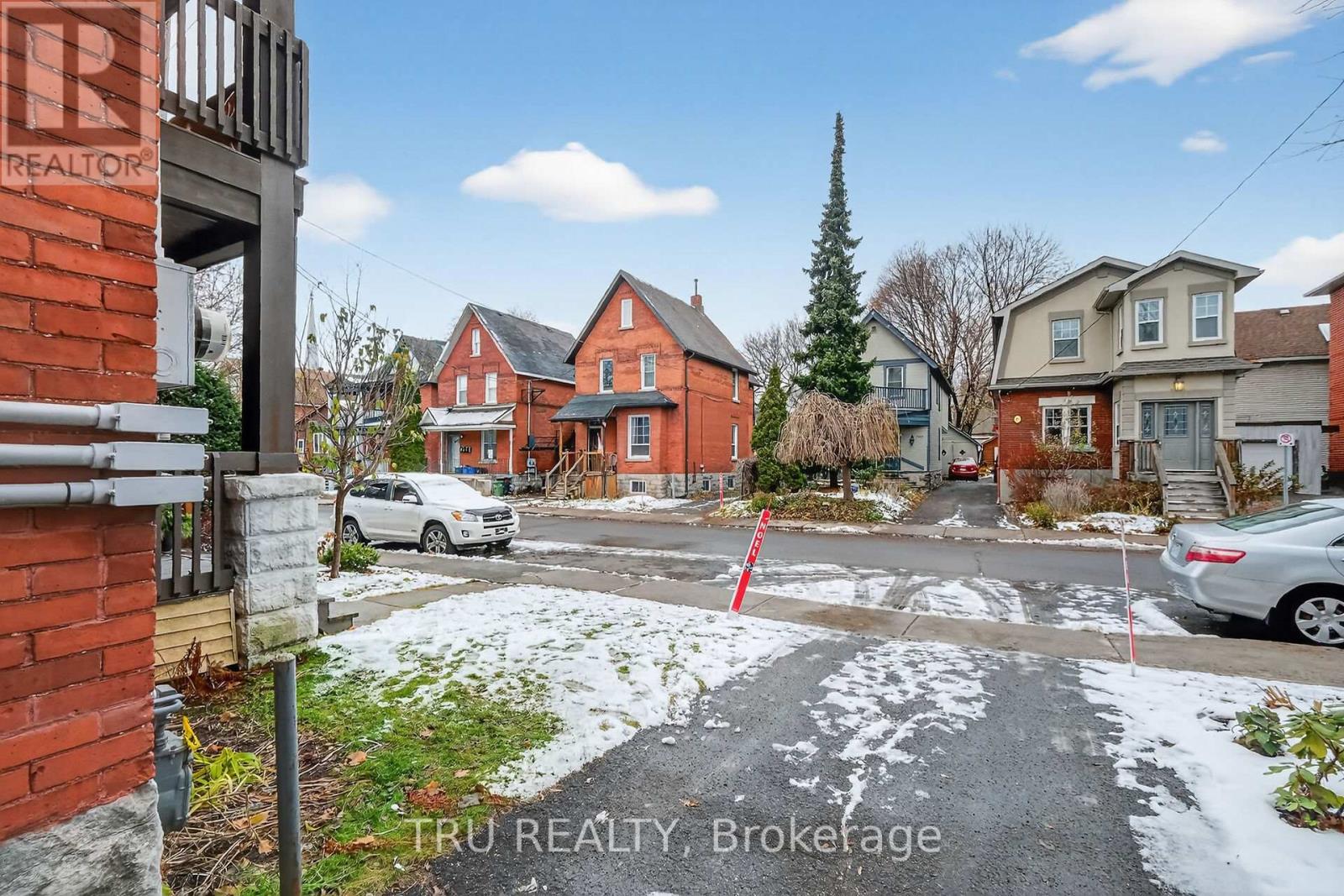 2 - 646 Gilmour Street, Ottawa, Ontario K1R 5M1 - Photo 27 - X12576844