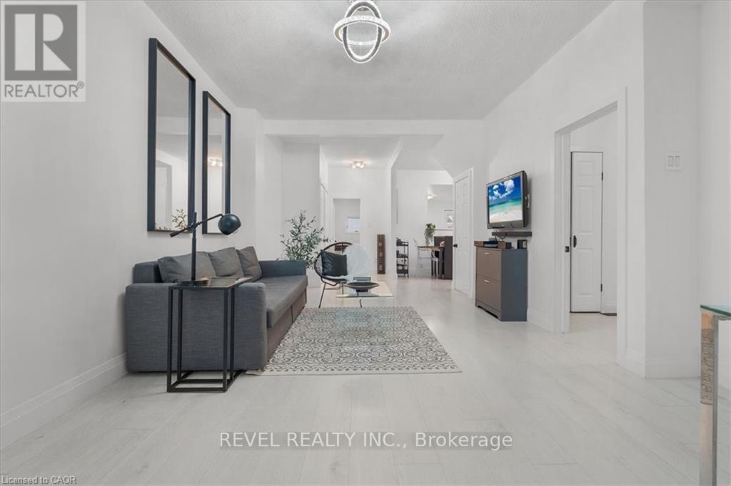 39 Division Street, Hamilton, Ontario  L8H 4Z7 - Photo 42 - X12576644