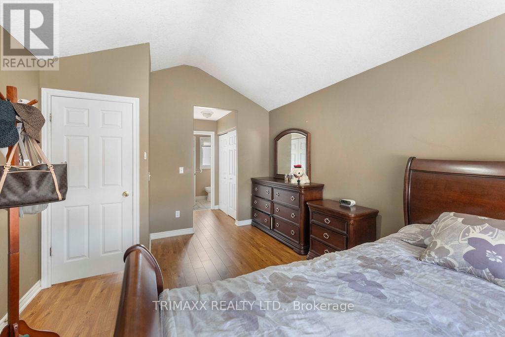 141 Starwood Dr, Guelph, Ontario  N1E 7G7 - Photo 19 - X12576656