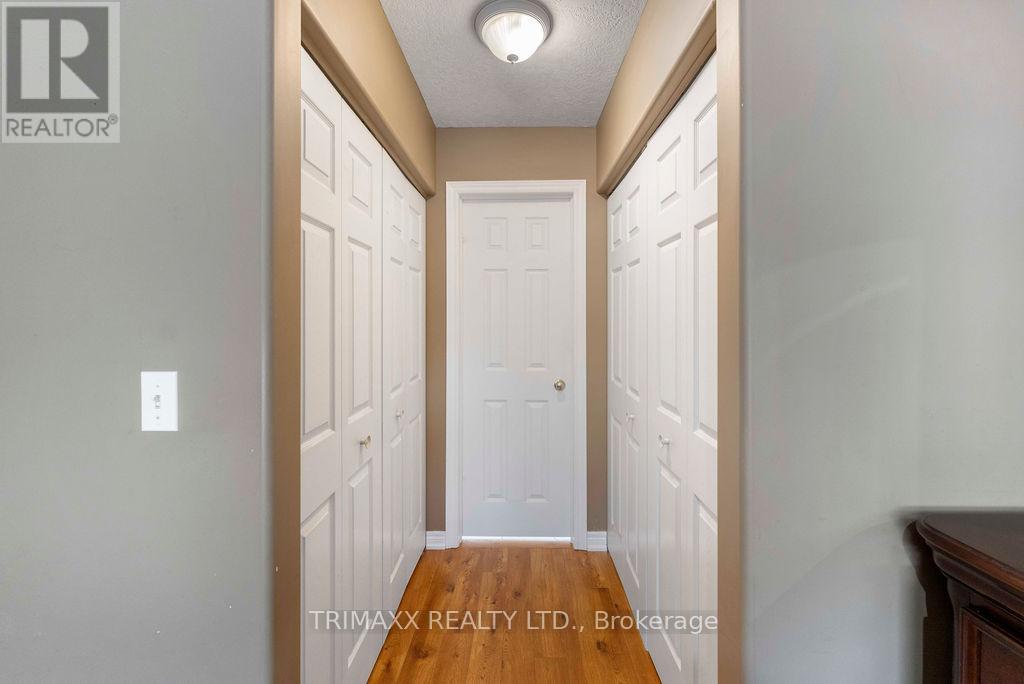 141 Starwood Dr, Guelph, Ontario  N1E 7G7 - Photo 22 - X12576656