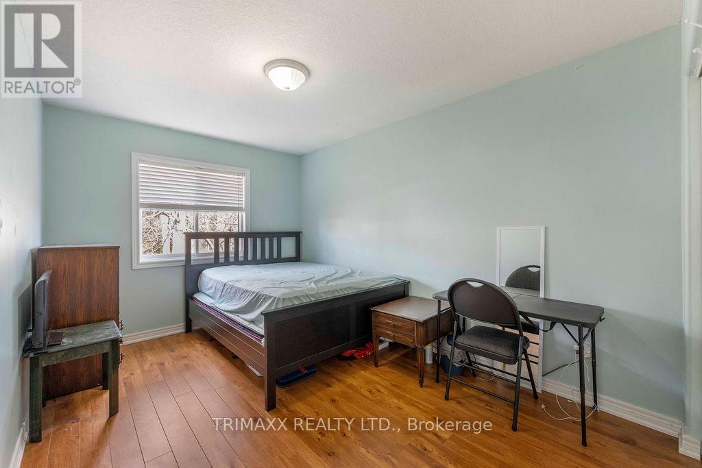 141 Starwood Dr, Guelph, Ontario  N1E 7G7 - Photo 23 - X12576656