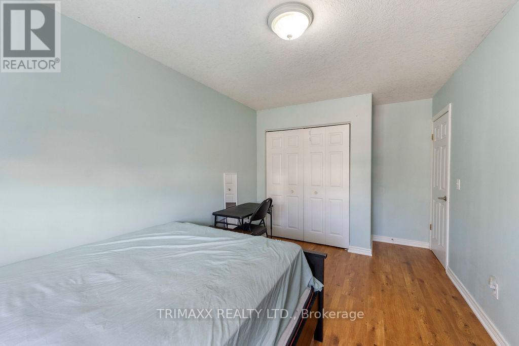 141 Starwood Dr, Guelph, Ontario  N1E 7G7 - Photo 24 - X12576656