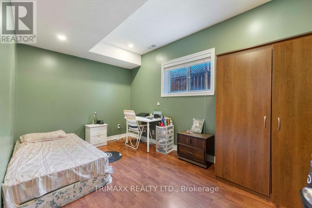 141 Starwood Dr, Guelph, Ontario  N1E 7G7 - Photo 26 - X12576656