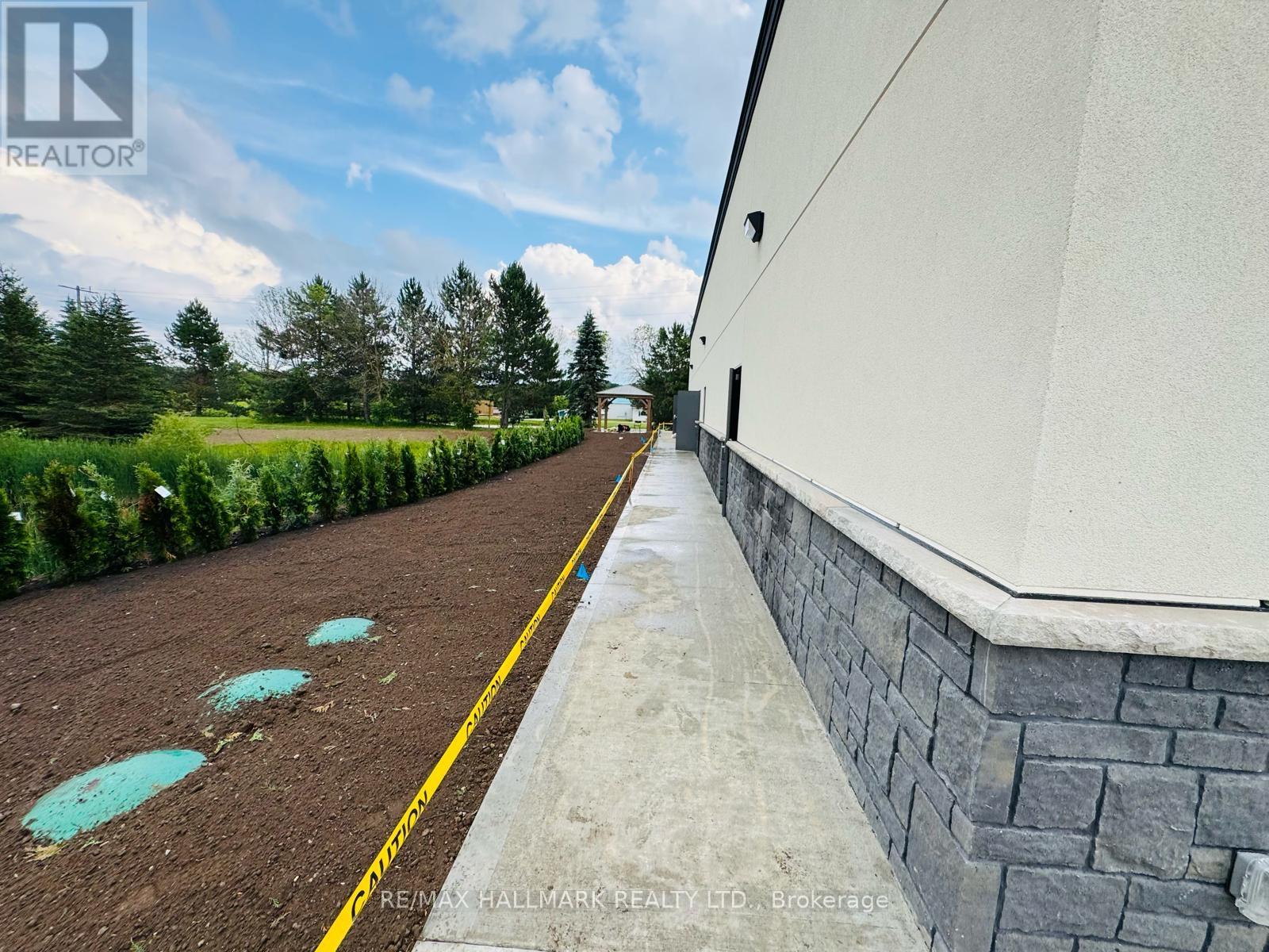 1100 10th Street, Hanover, Ontario  N4N 3B8 - Photo 6 - X12576674