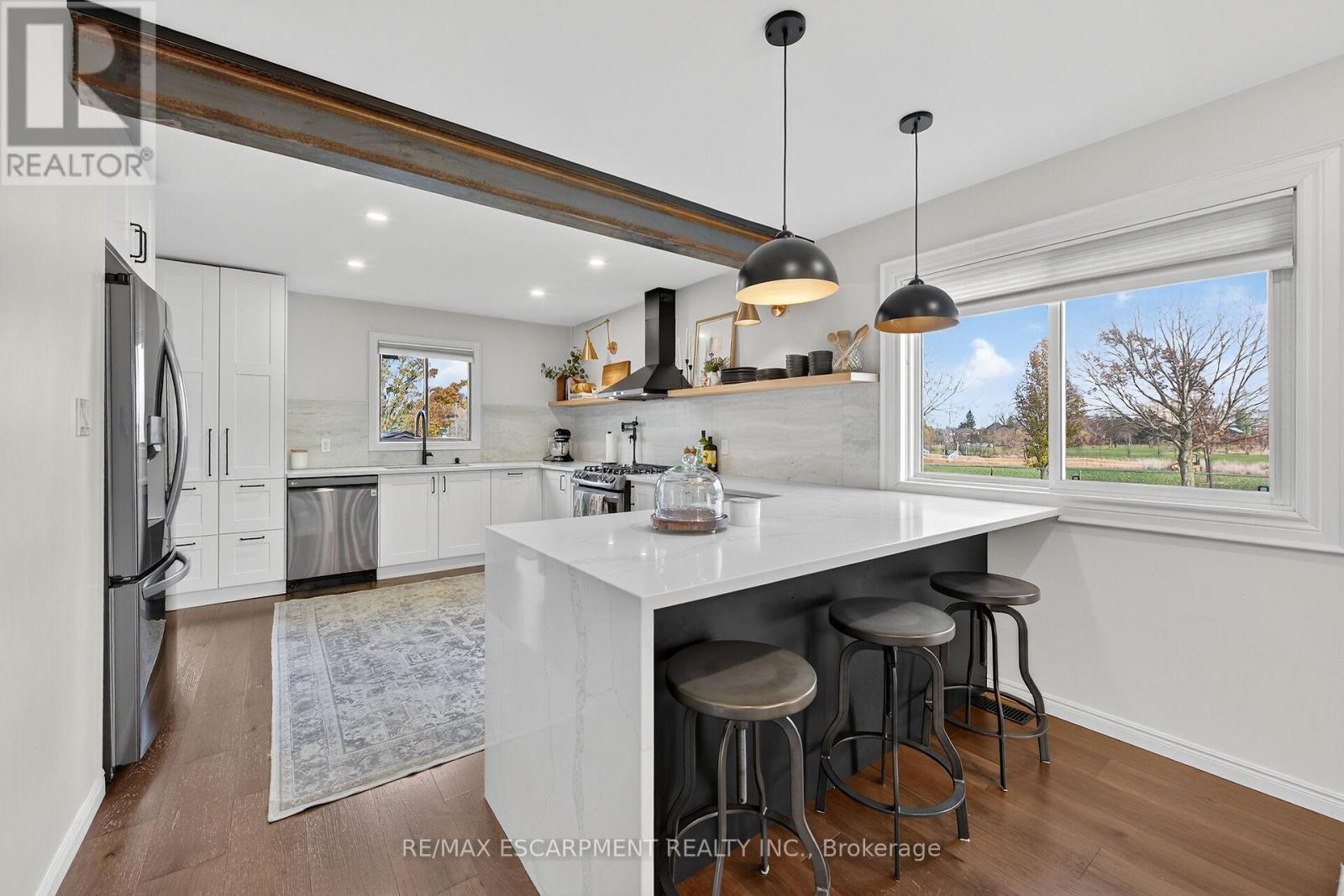 3 Jacqueline Boulevard, Hamilton, Ontario  L9B 2R1 - Photo 10 - X12576792